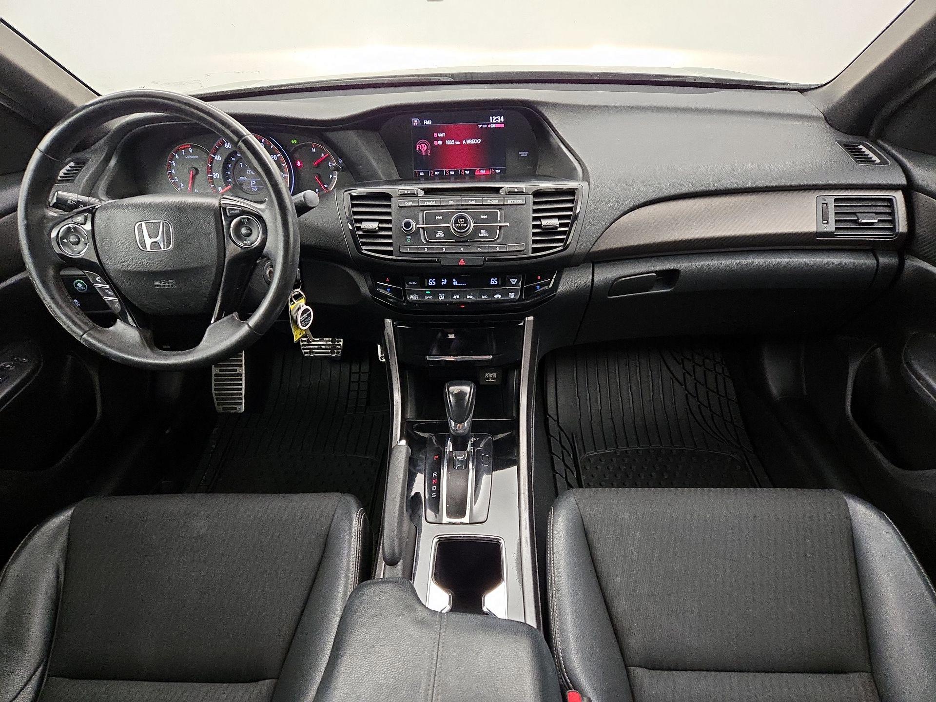 Thumbnail: 2016 Honda Accord - 9