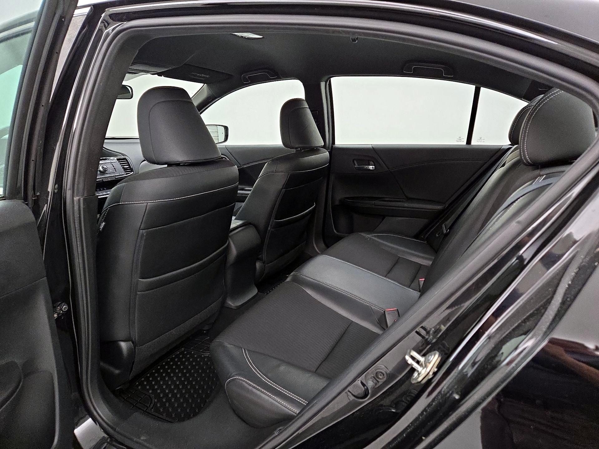 Thumbnail: 2016 Honda Accord - 19