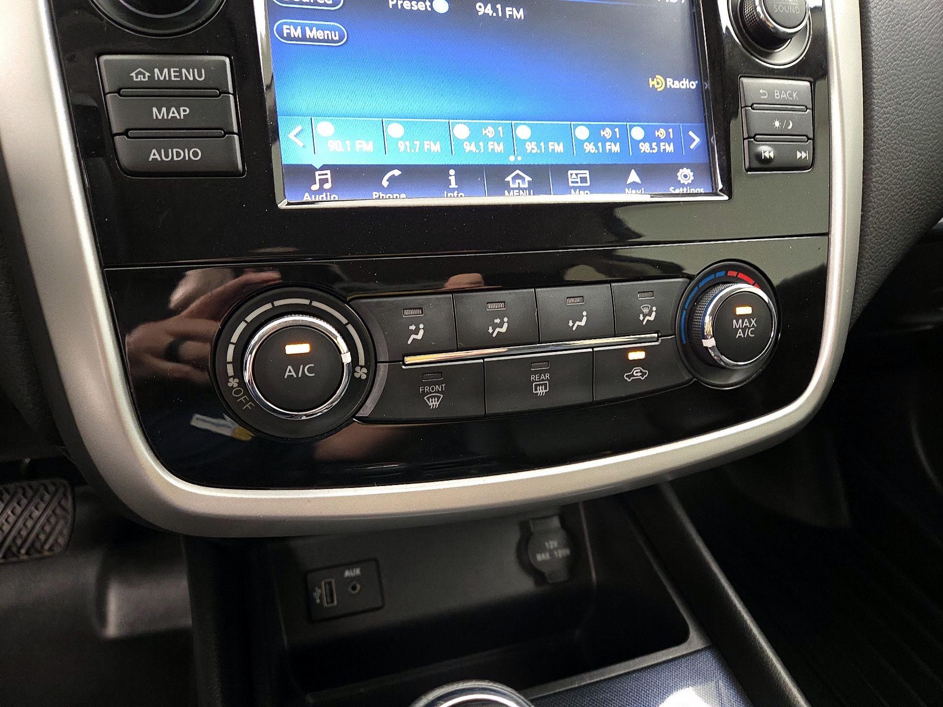 Thumbnail: 2018 Nissan Altima - 17