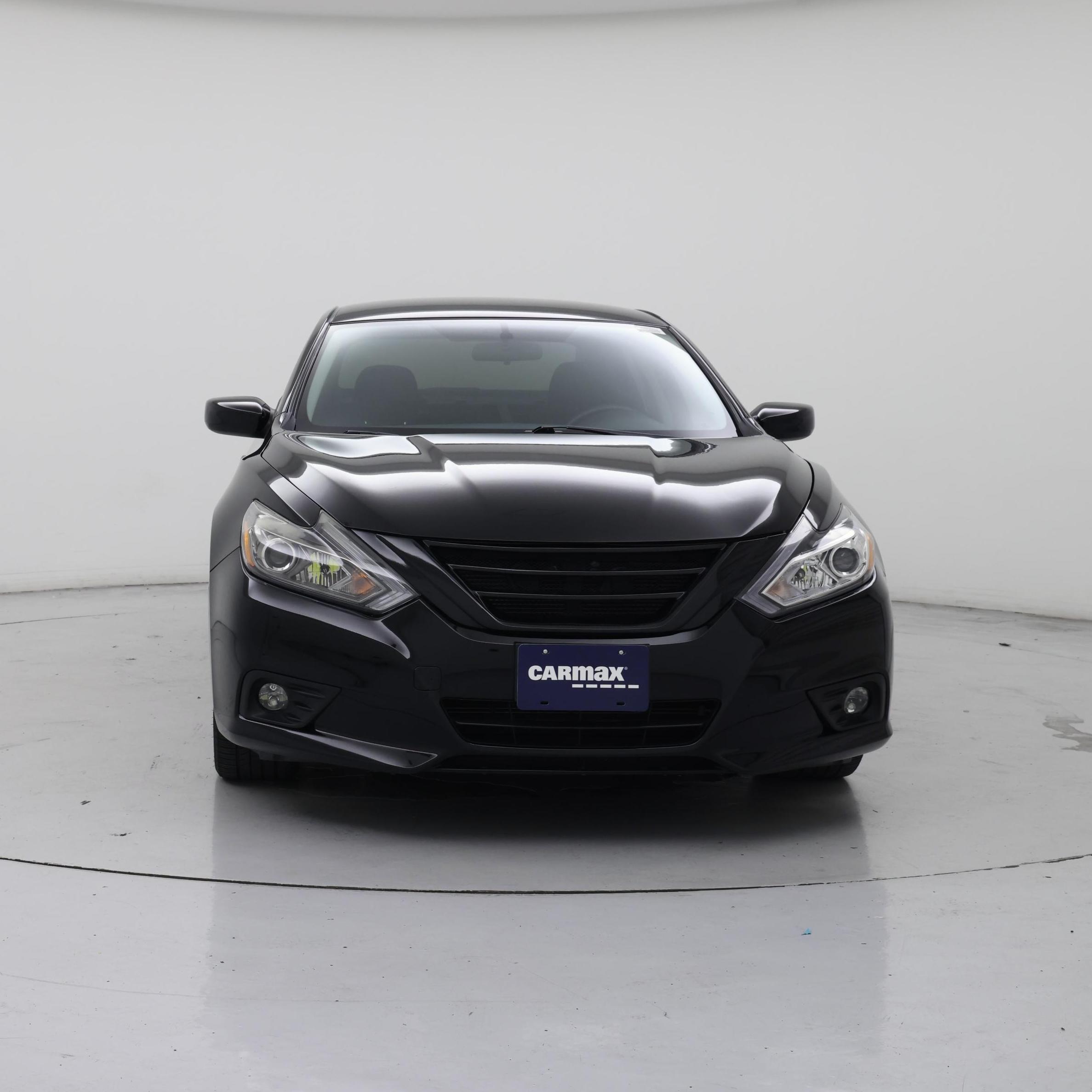 Thumbnail: 2018 Nissan Altima - 5