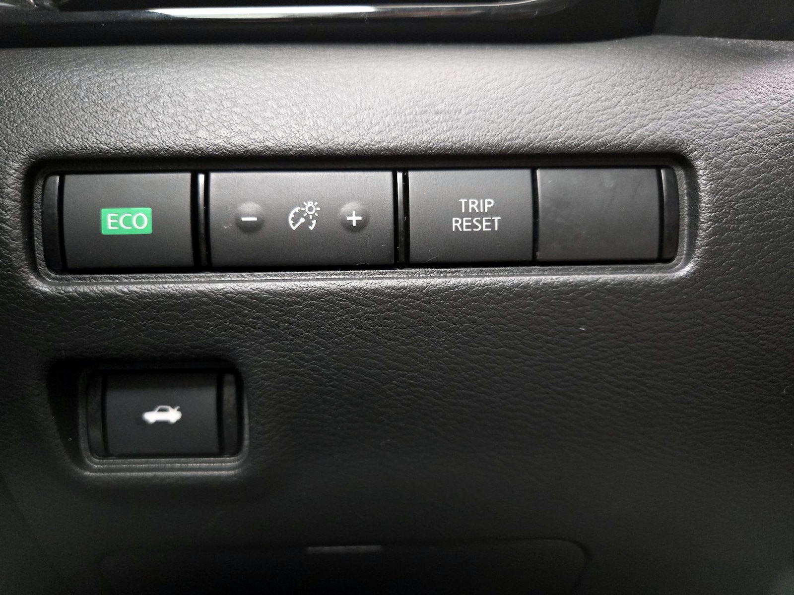 2020 Nissan Sentra SR - Photo 14