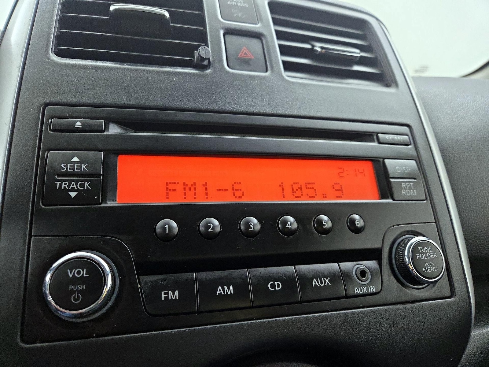 2014 Nissan Versa Note SV - Photo 15