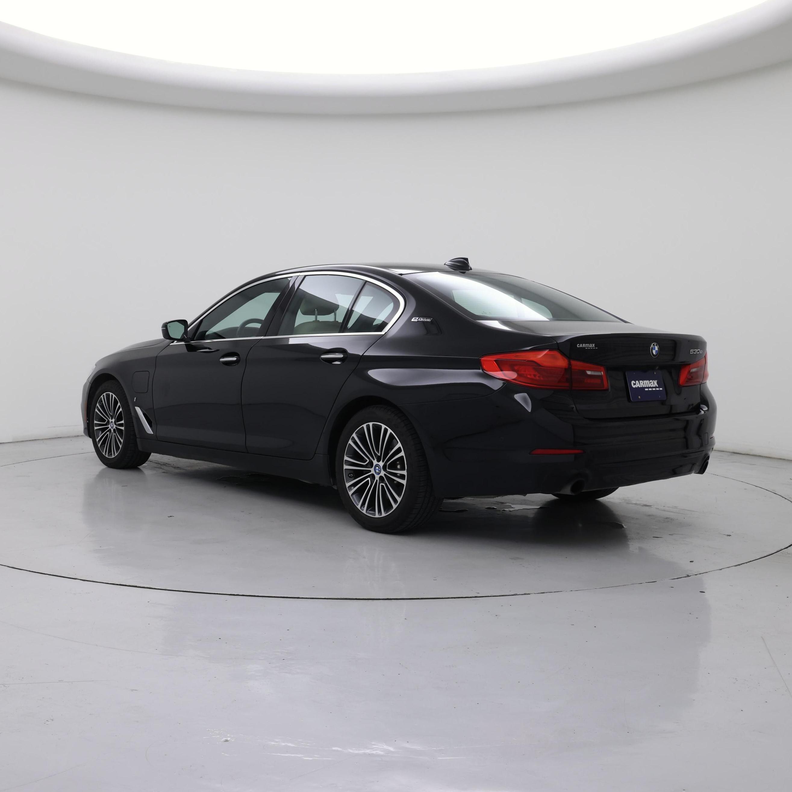 Thumbnail: 2018 BMW 5 Series - 2