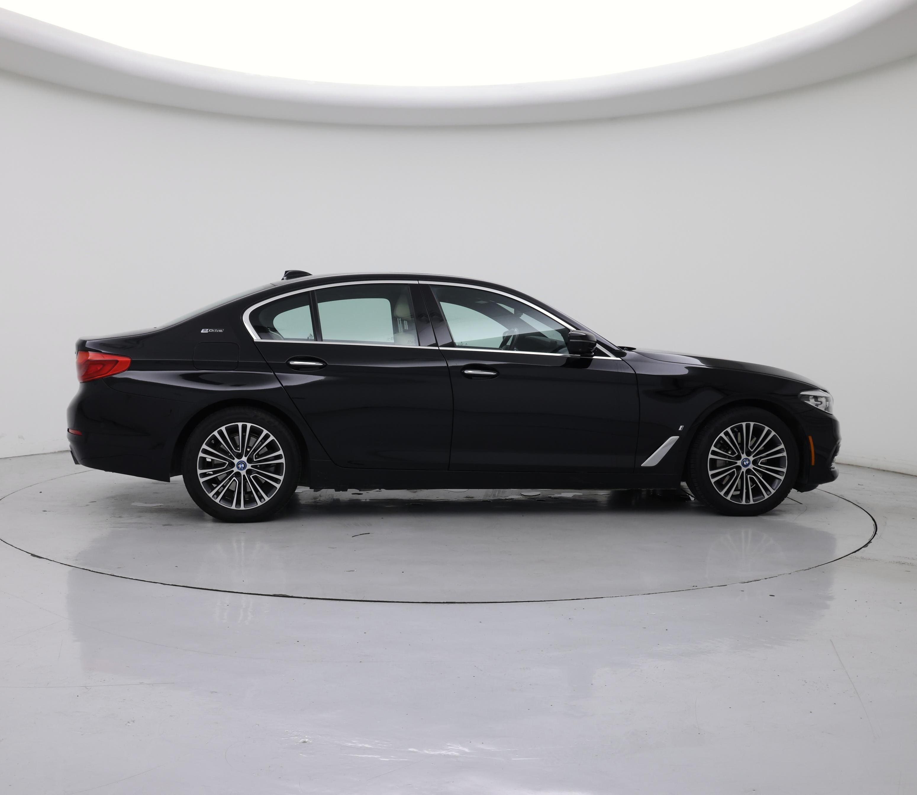 Thumbnail: 2018 BMW 5 Series - 7