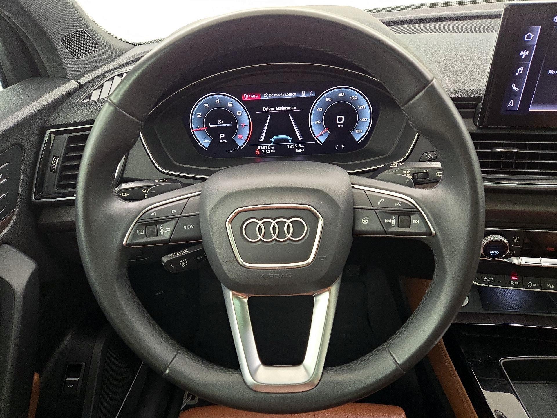 Thumbnail: 2021 Audi Q5 - 10