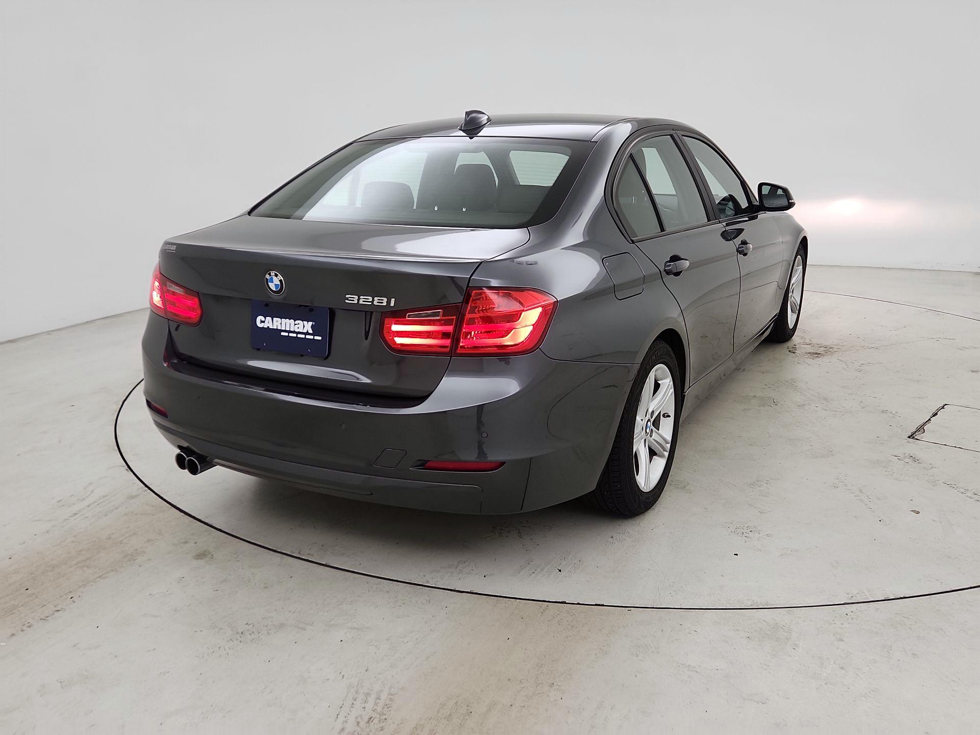 Thumbnail: 2015 BMW 3 Series - 5