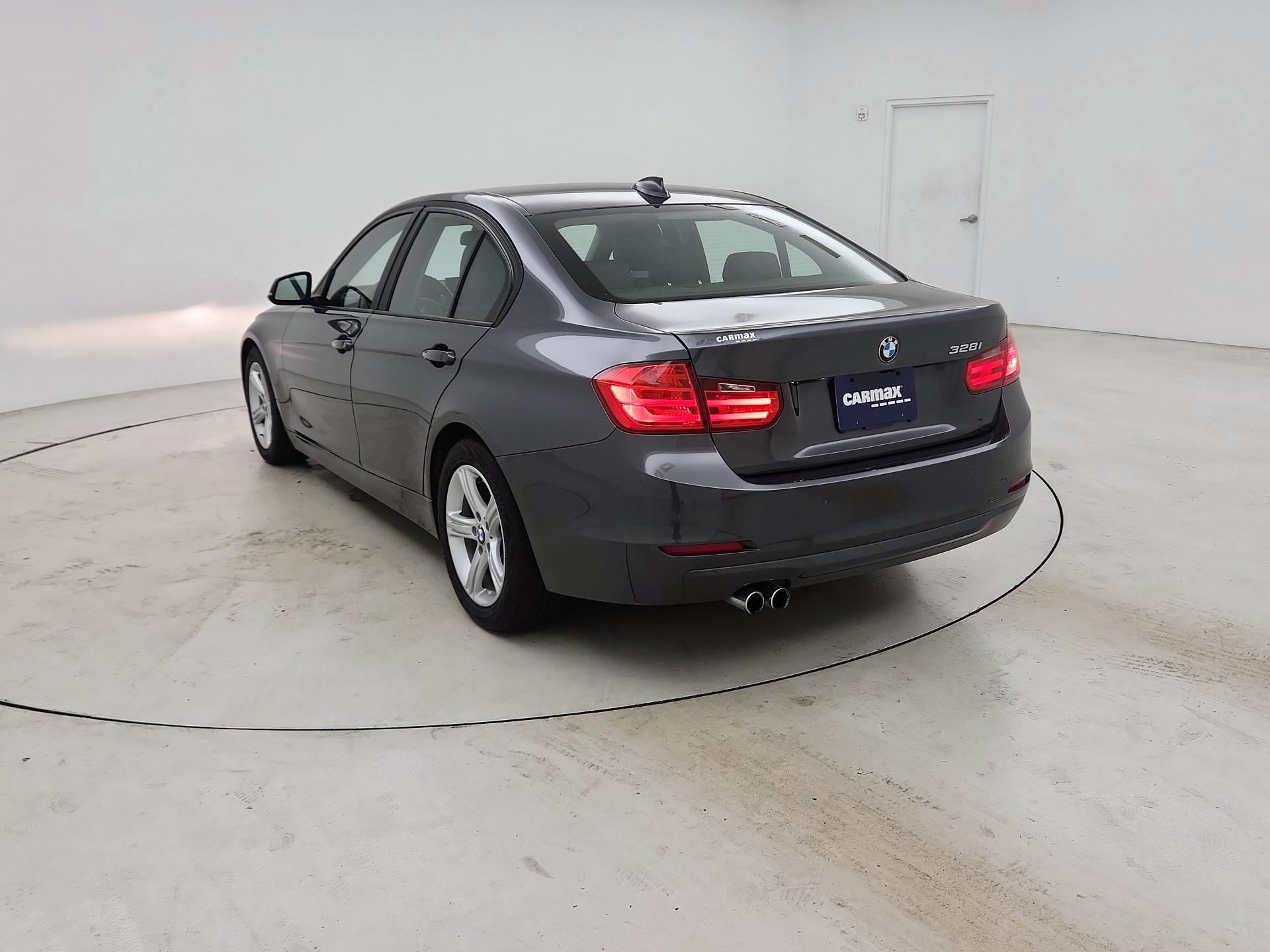 Thumbnail: 2015 BMW 3 Series - 7