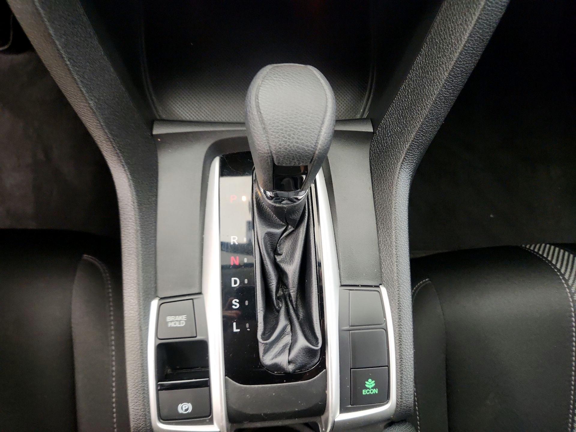 Thumbnail: 2018 Honda Civic - 15