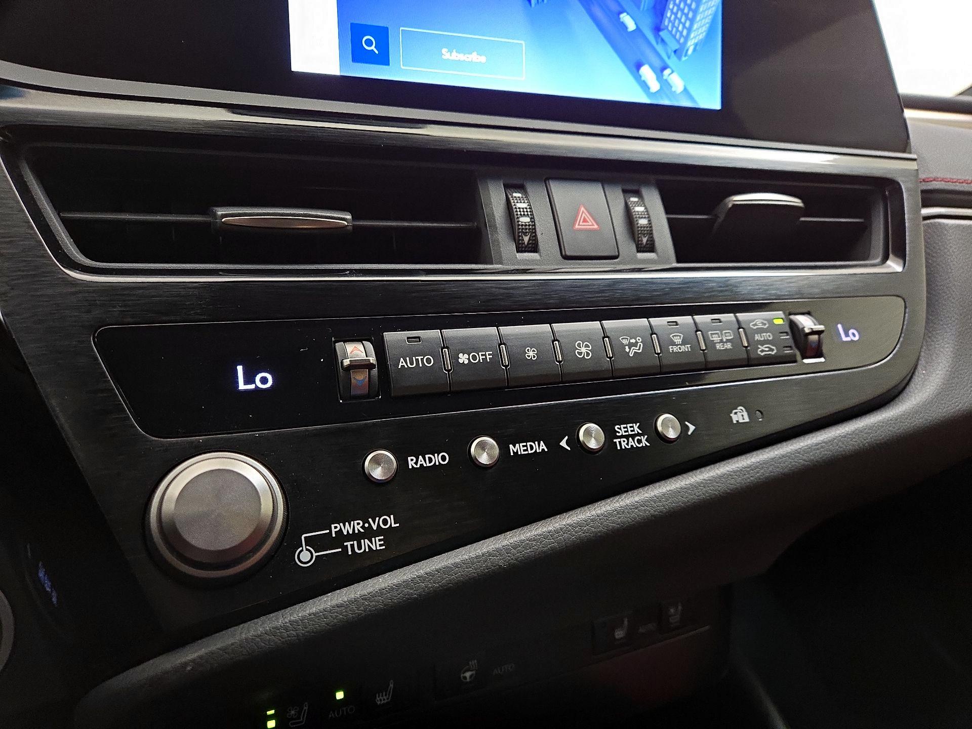 Thumbnail: 2023 Lexus ES - 17