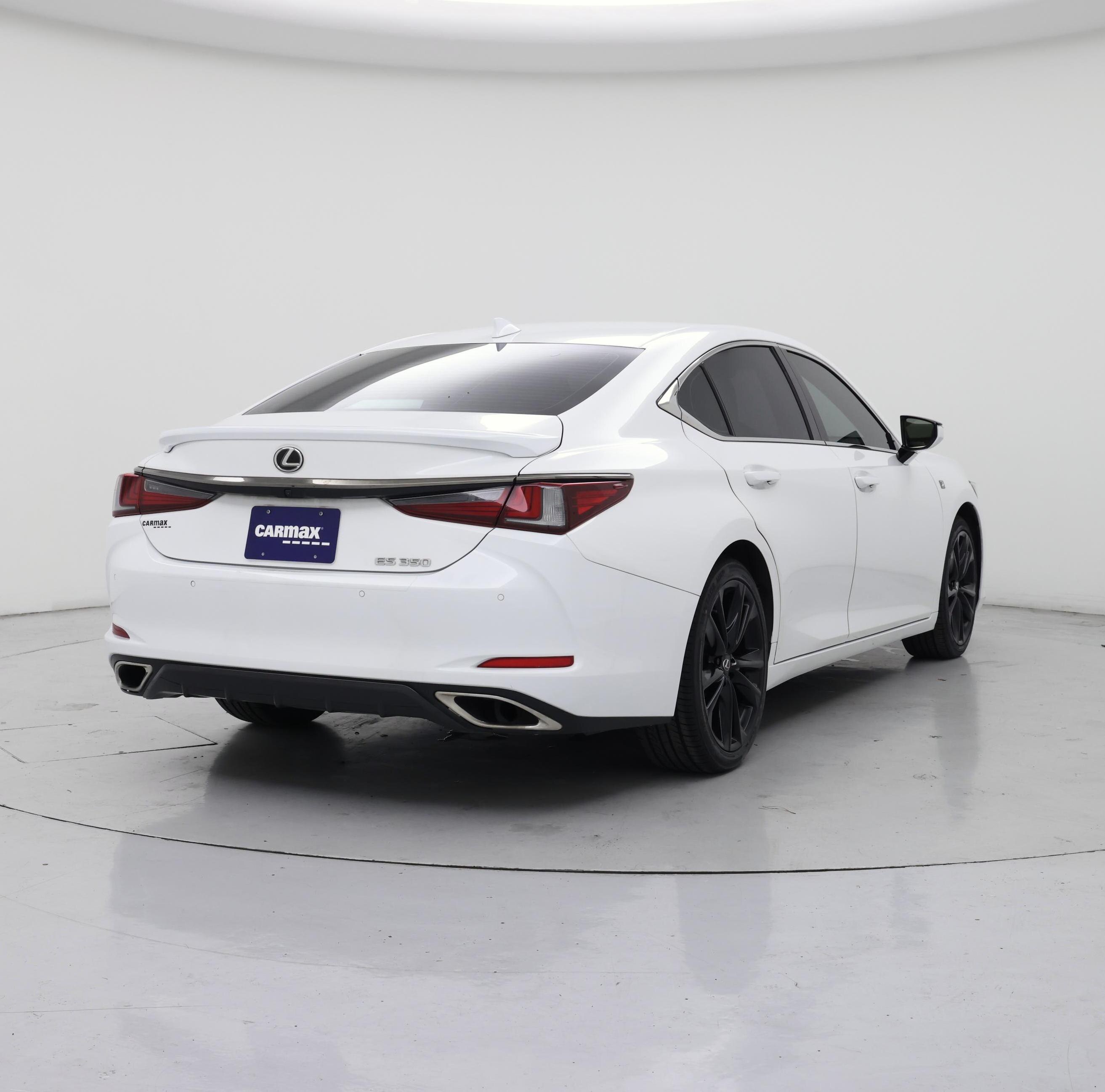 Thumbnail: 2023 Lexus ES - 8