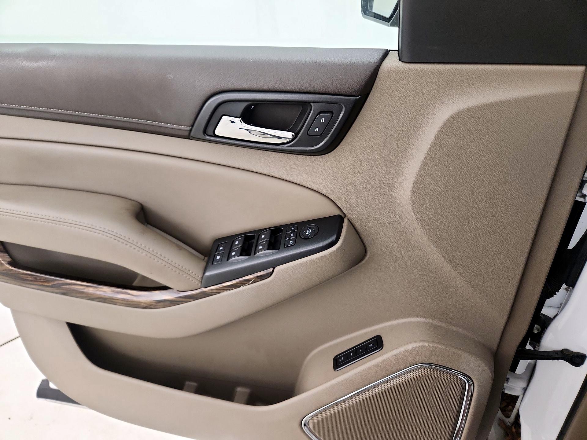 Thumbnail: 2016 GMC Yukon - 12