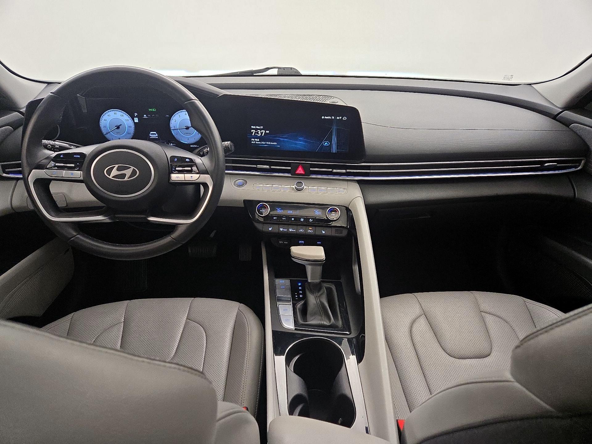 Thumbnail: 2025 Hyundai Elantra - 9