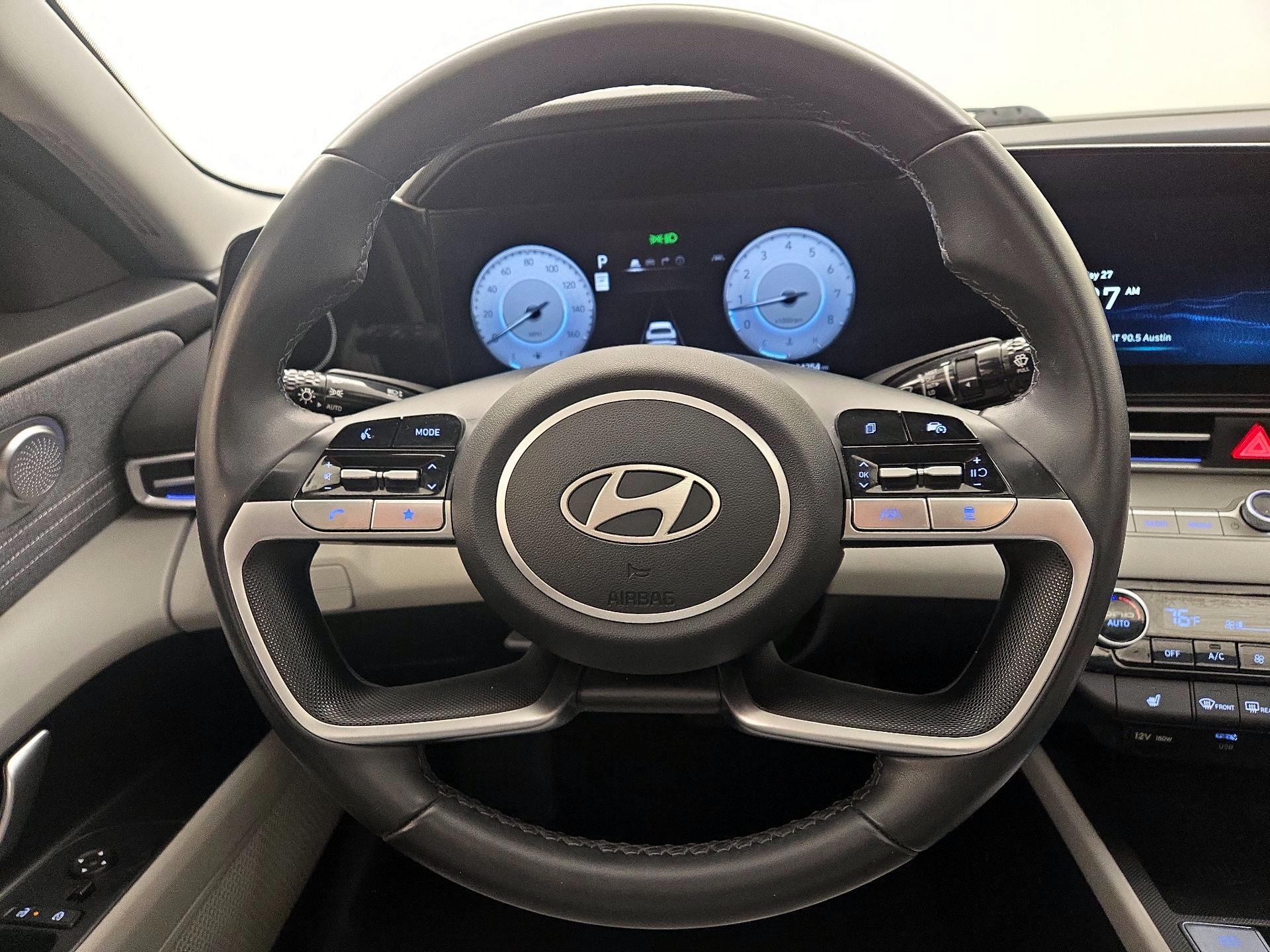 Thumbnail: 2025 Hyundai Elantra - 10
