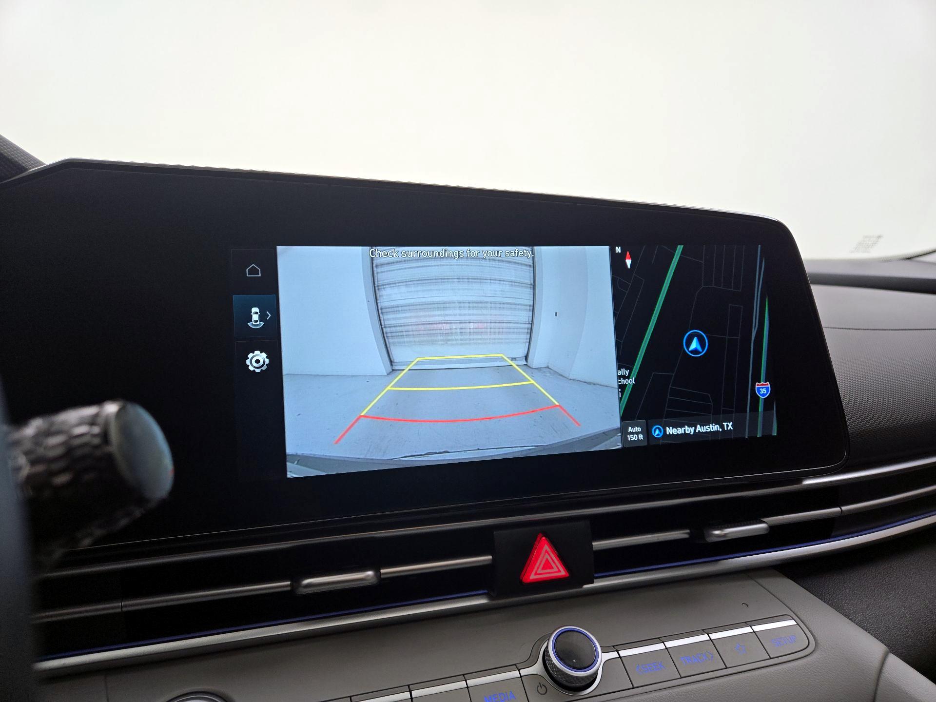 Thumbnail: 2025 Hyundai Elantra - 15
