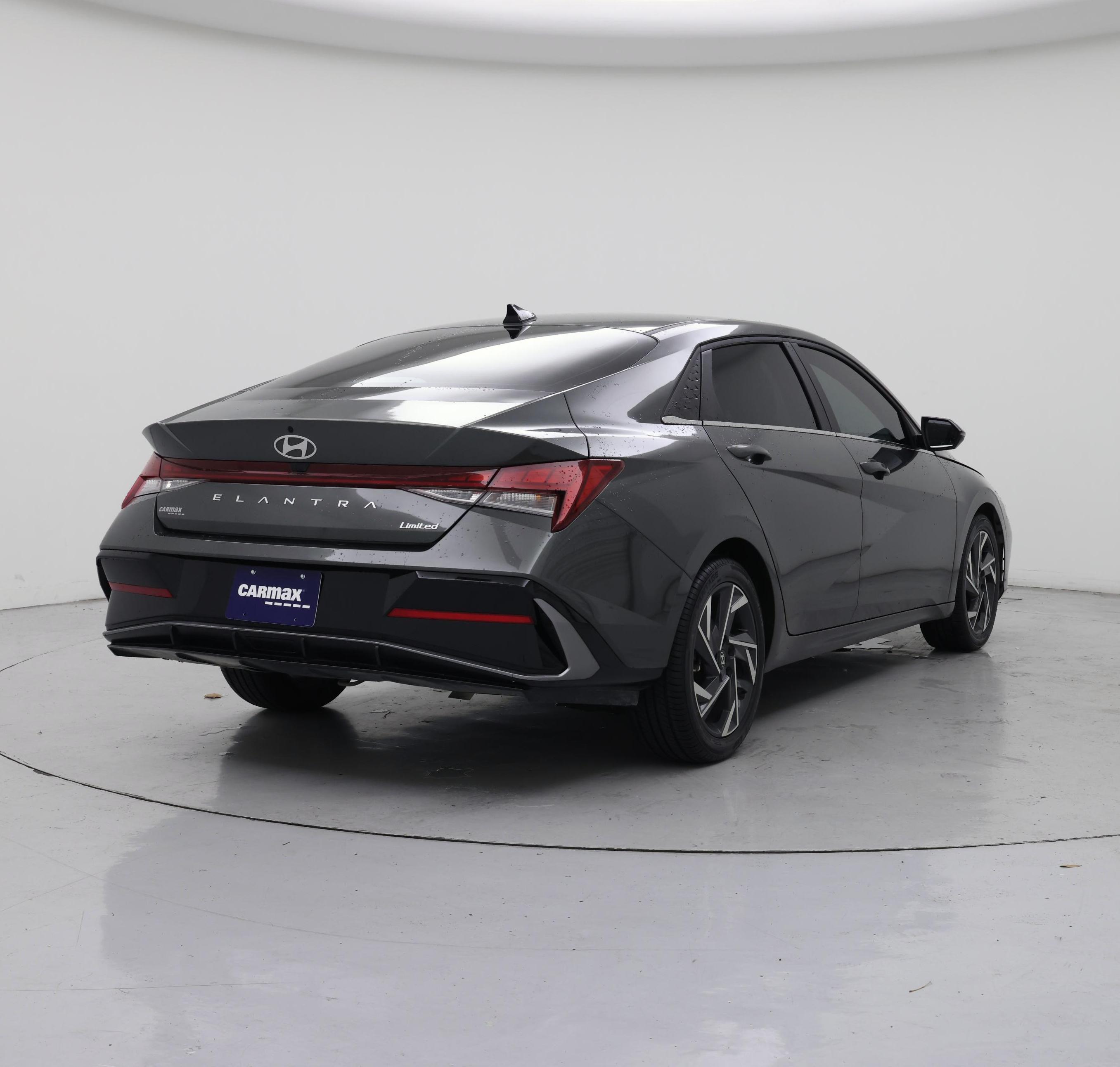 Thumbnail: 2025 Hyundai Elantra - 8