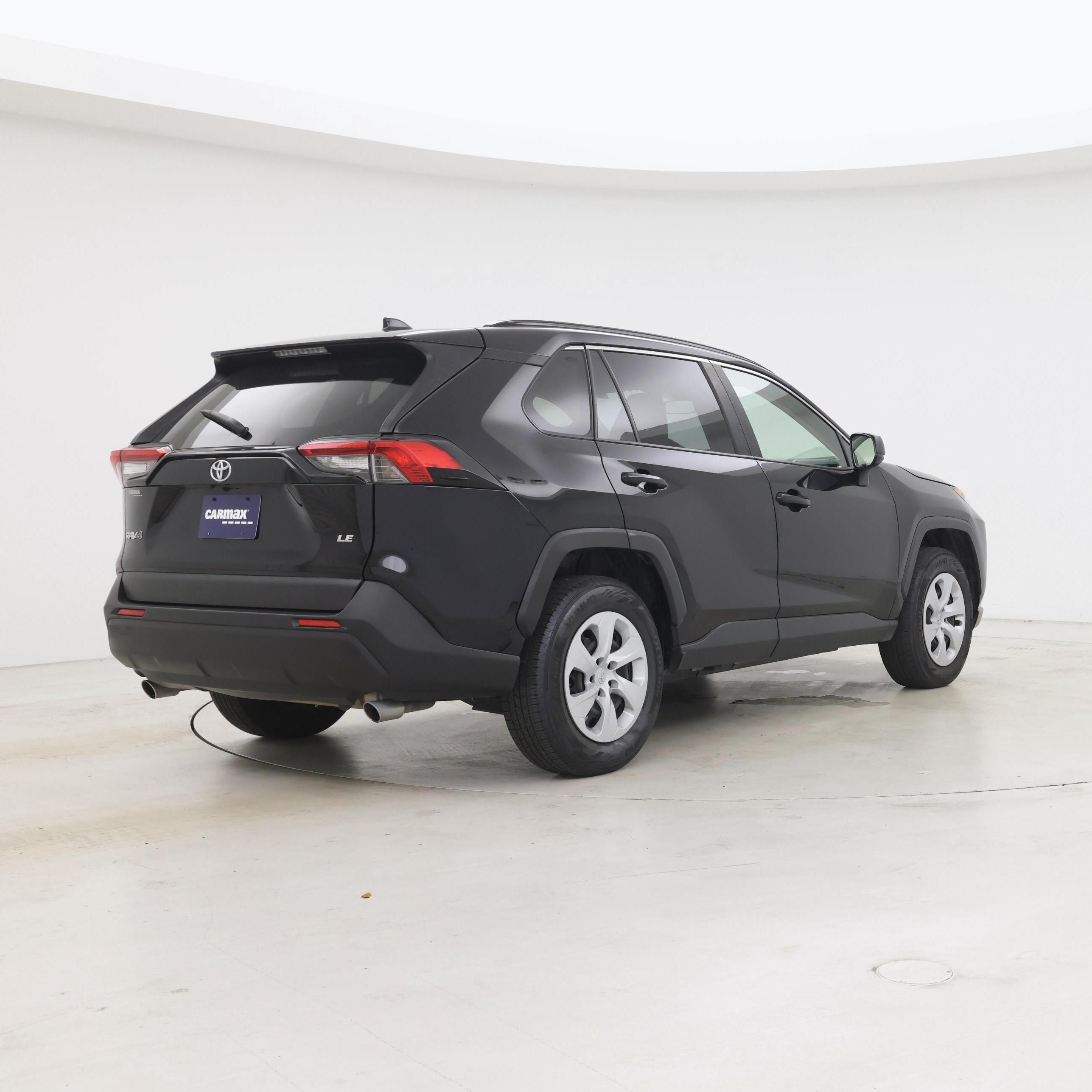 Thumbnail: 2019 Toyota RAV4 - 8