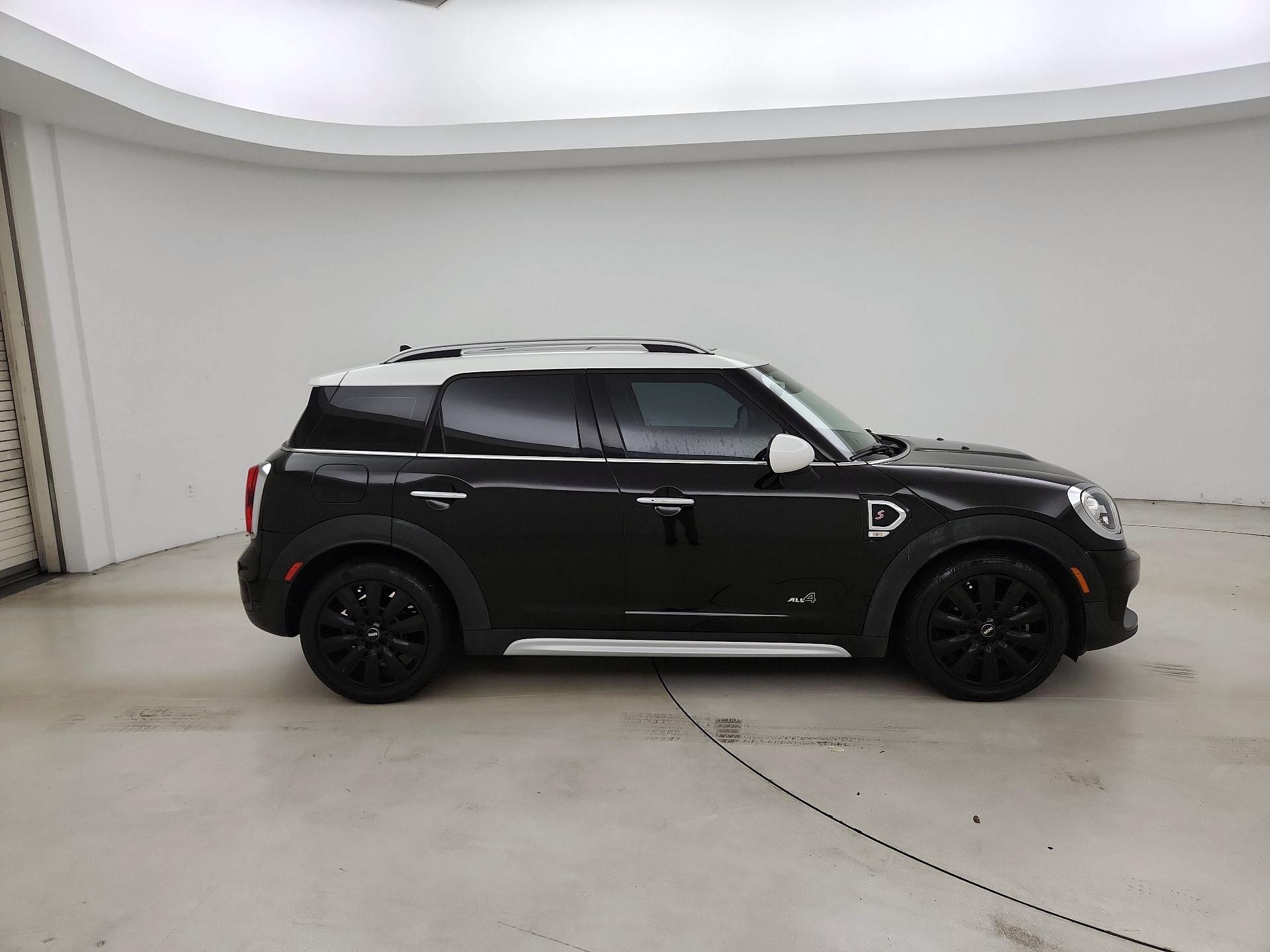 Thumbnail: 2019 MINI Cooper Countryman - 4