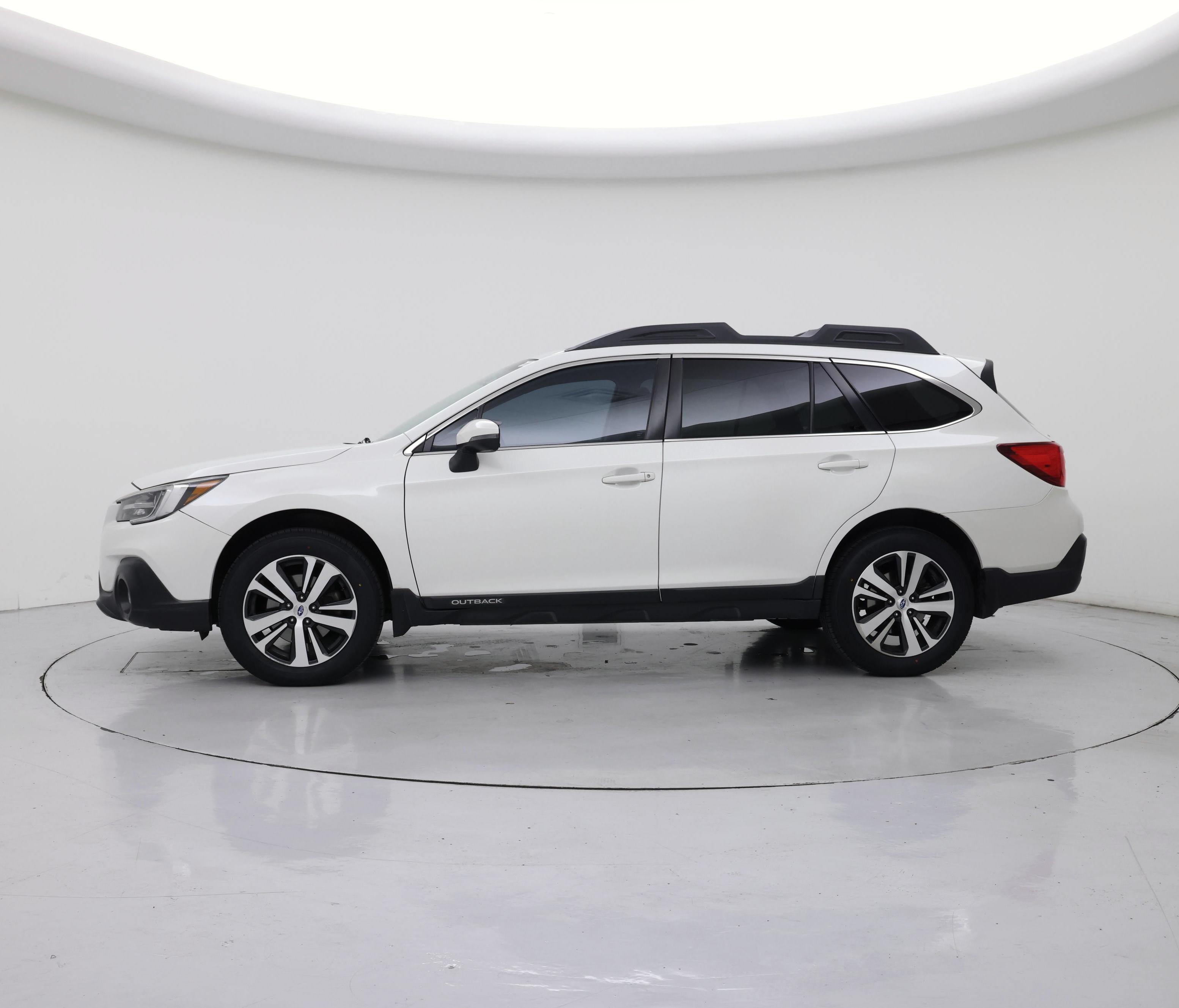 Thumbnail: 2019 Subaru Outback - 3