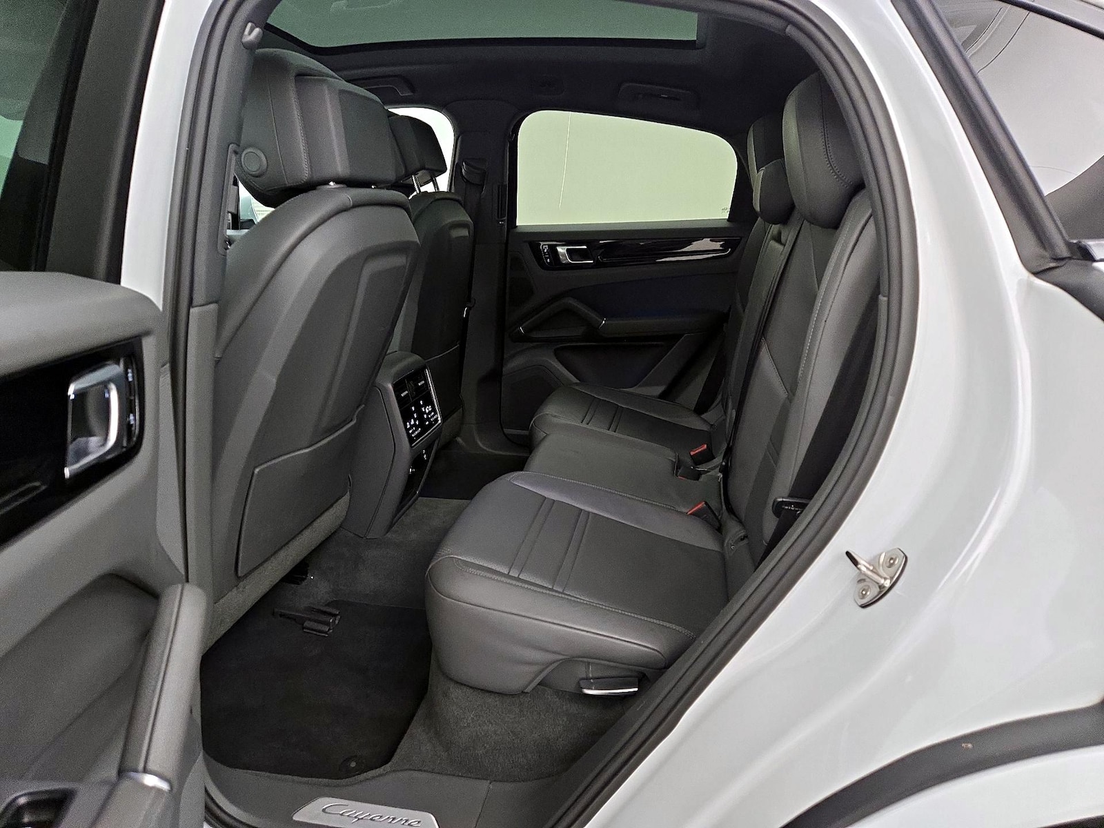 Rear Air Conditioning