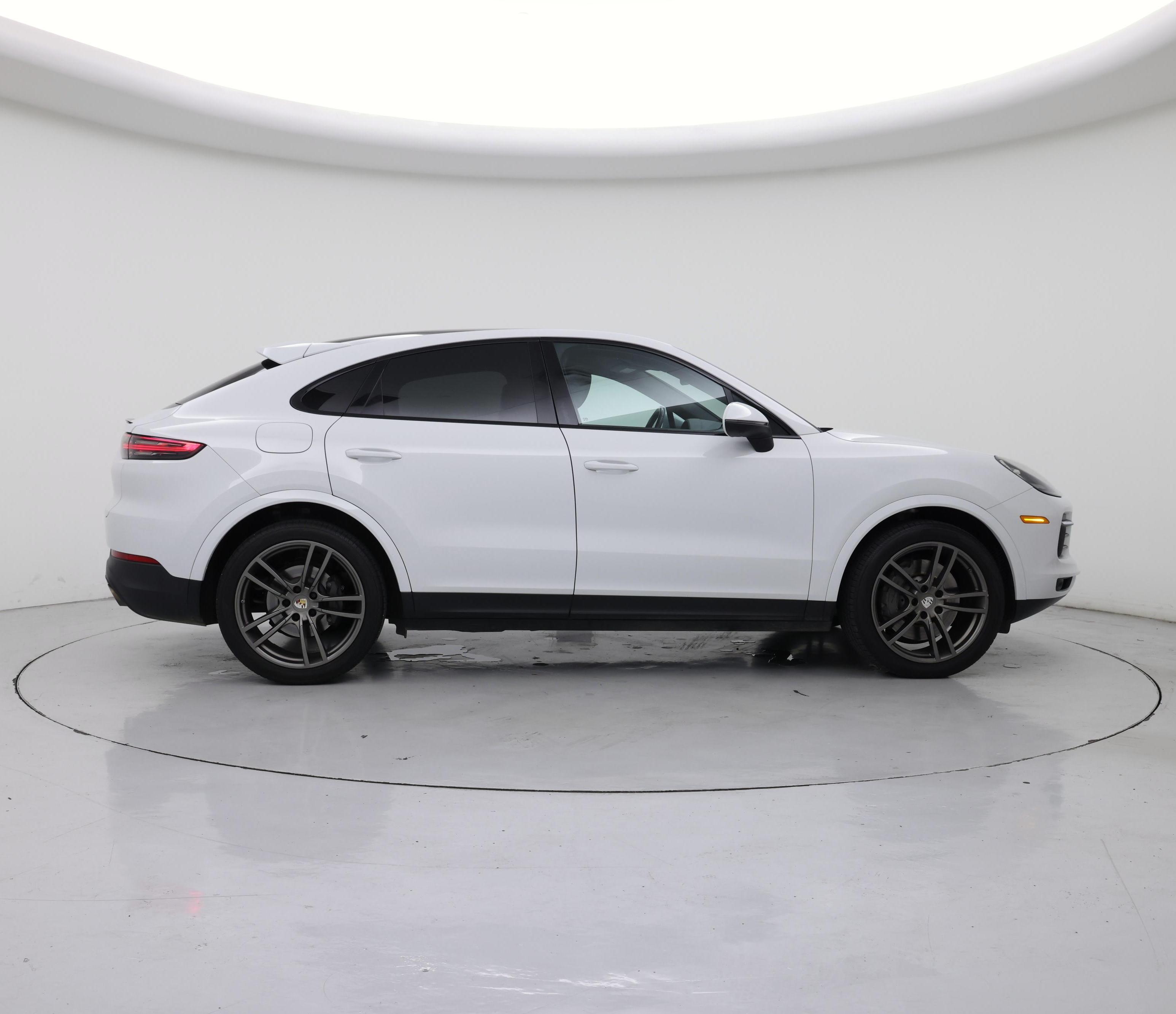 Thumbnail: 2020 Porsche Cayenne - 7