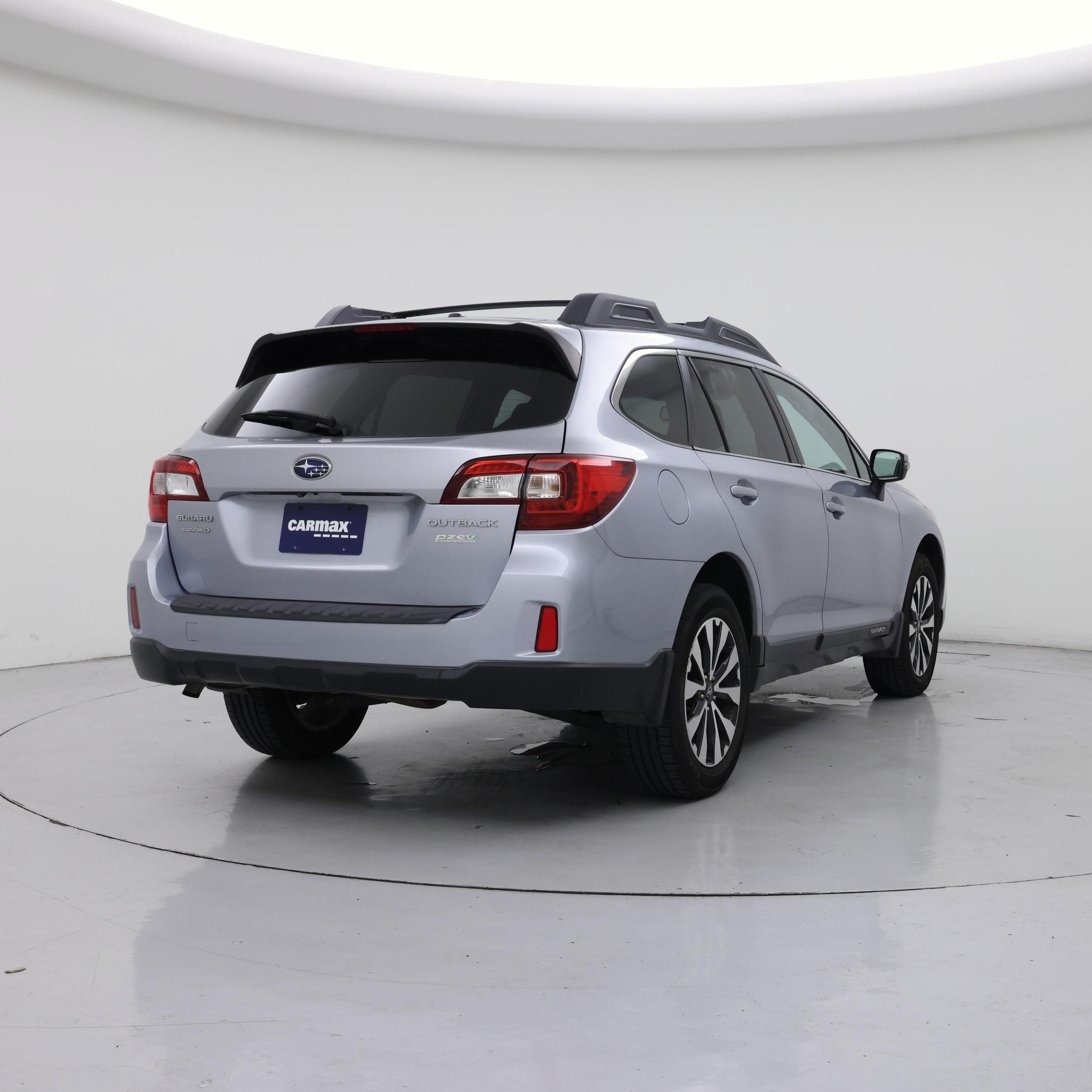 Thumbnail: 2015 Subaru Outback - 8