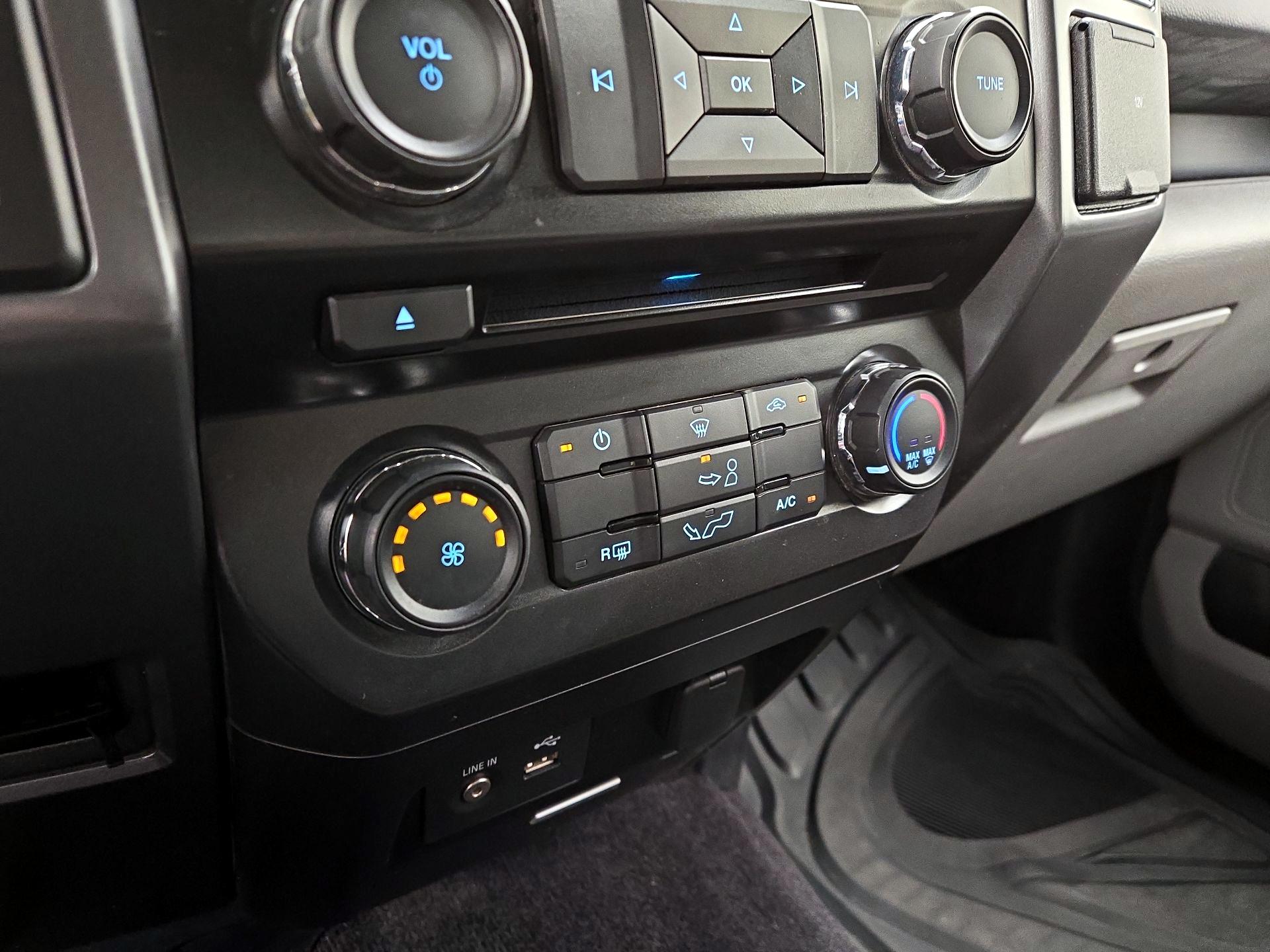 Thumbnail: 2015 Ford F-150 - 16