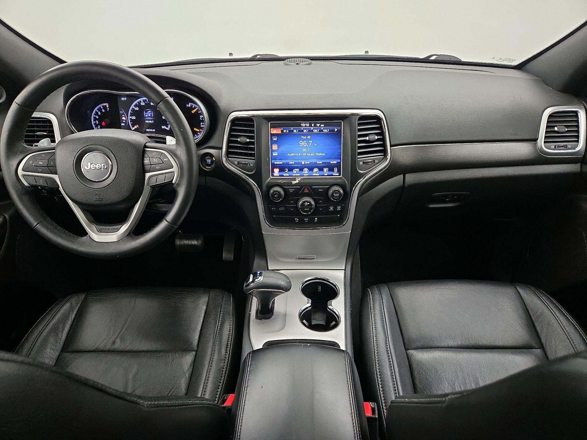 Thumbnail: 2015 Jeep Grand Cherokee - 9