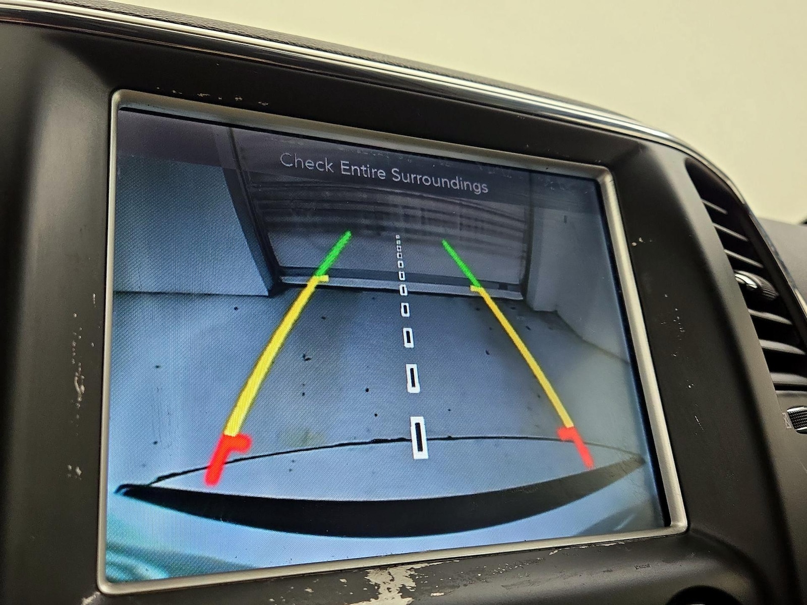 2015 Jeep Grand Cherokee Altitude - Photo 15
