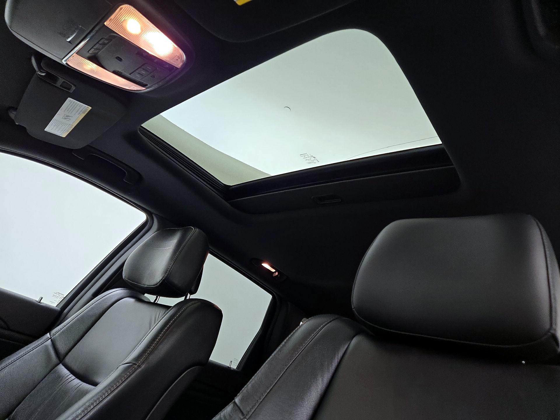 Thumbnail: 2015 Jeep Grand Cherokee - 19
