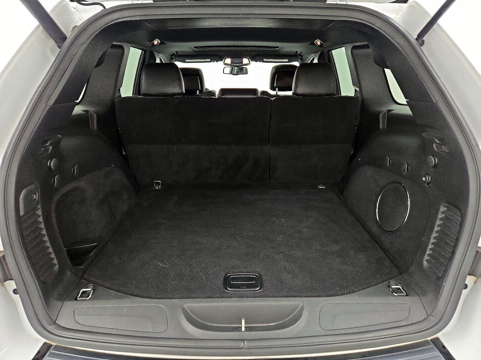 2015 Jeep Grand Cherokee Altitude - Photo 22