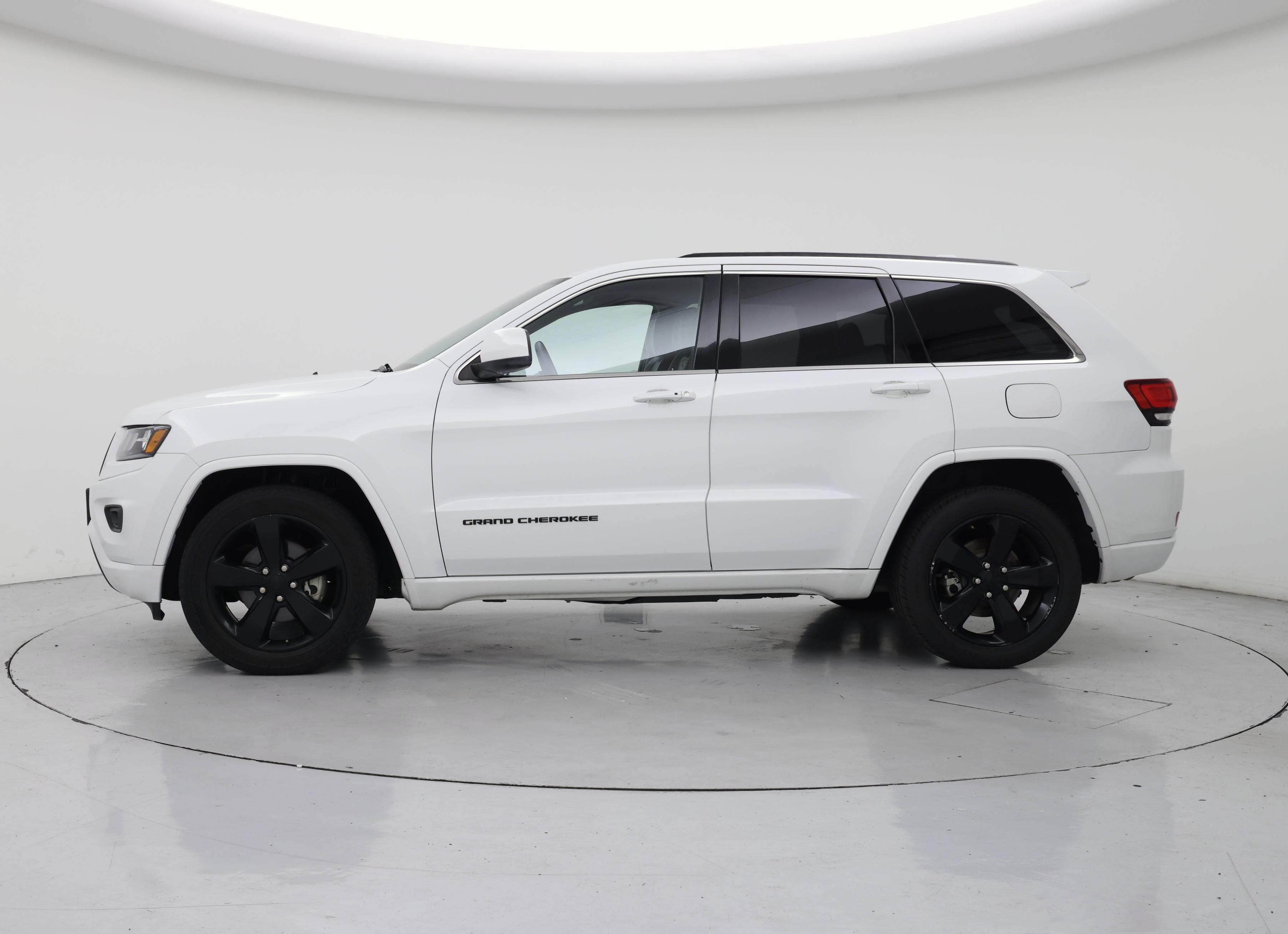 Thumbnail: 2015 Jeep Grand Cherokee - 3