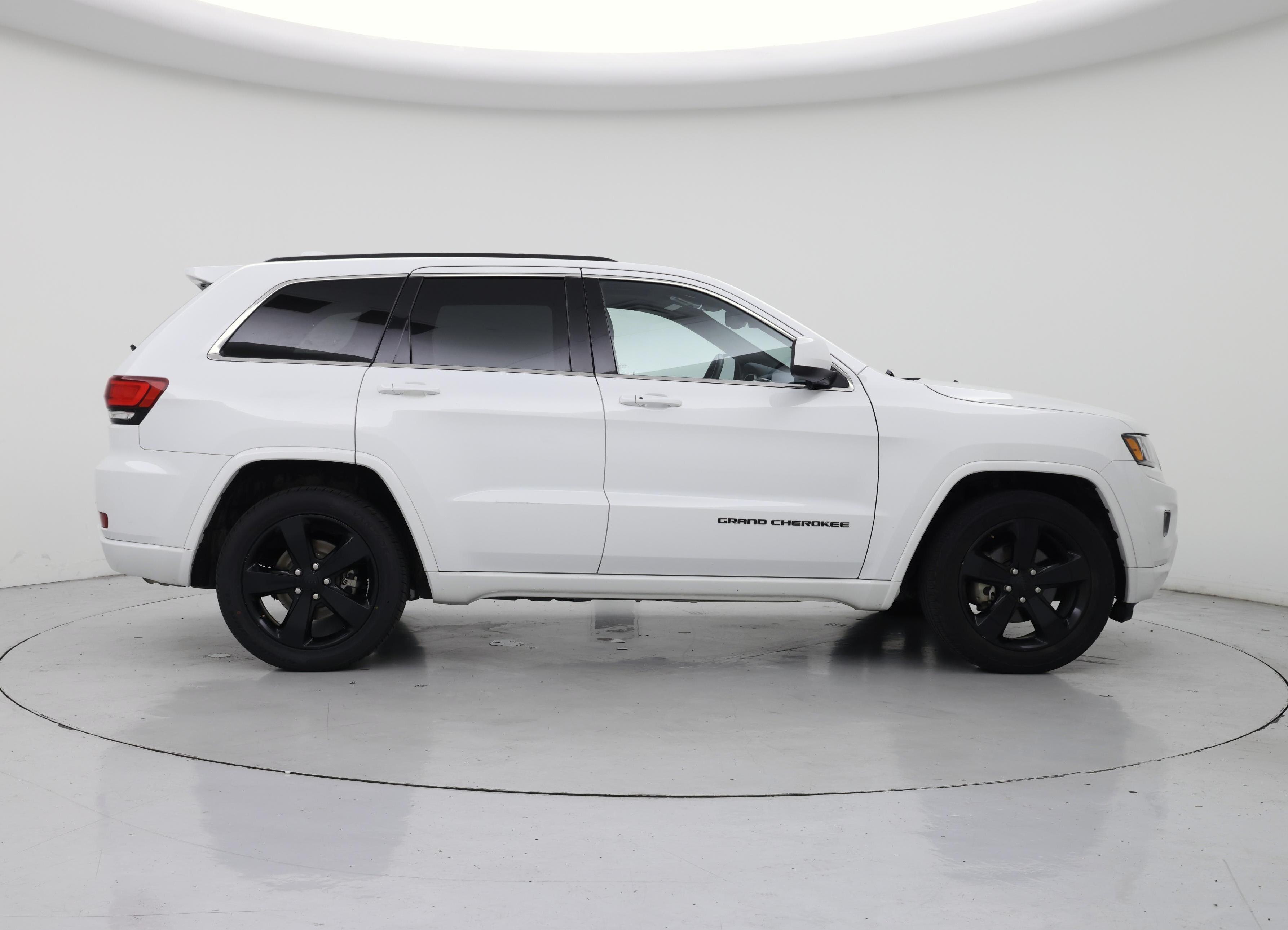 Thumbnail: 2015 Jeep Grand Cherokee - 7