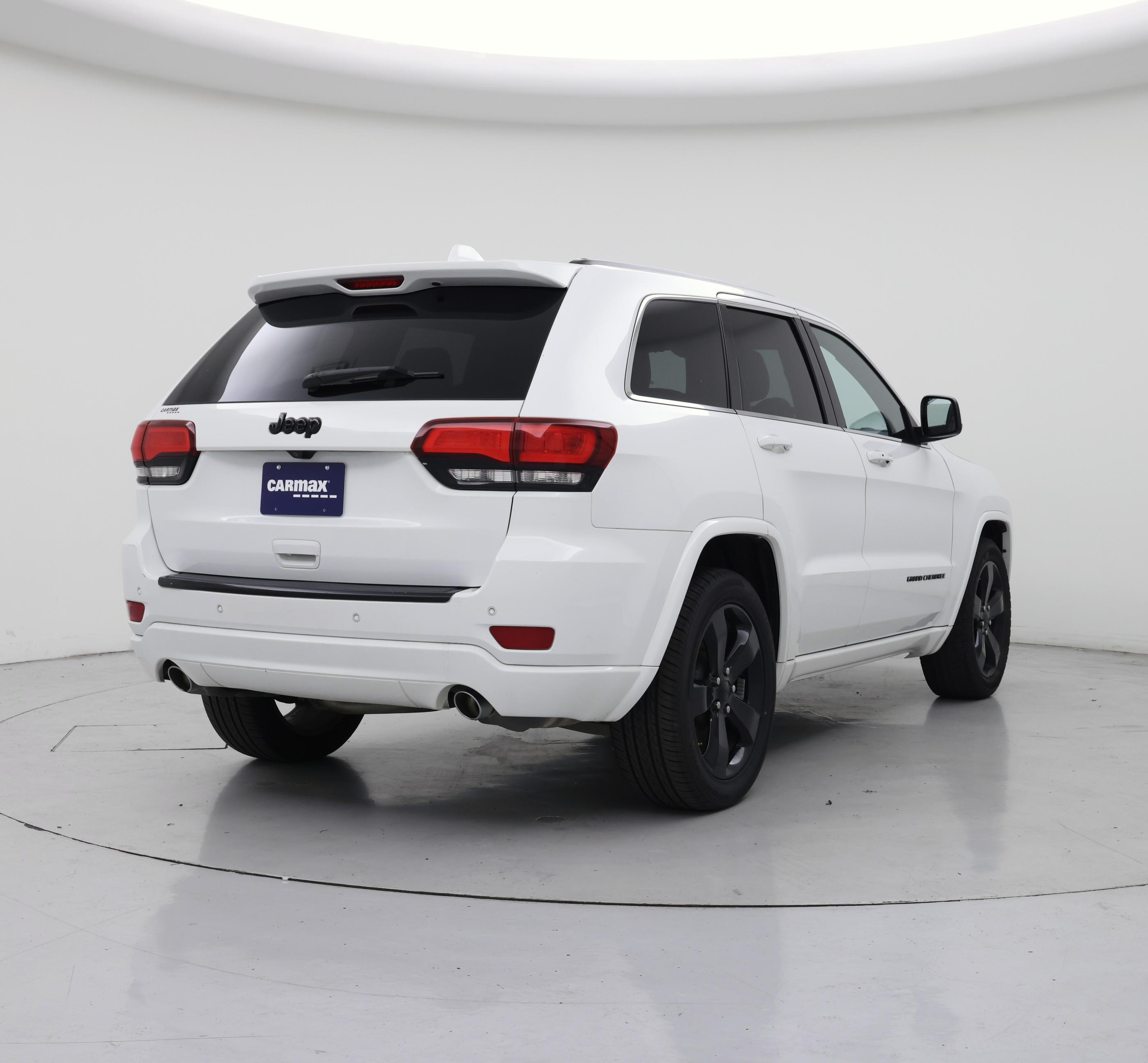 Thumbnail: 2015 Jeep Grand Cherokee - 8