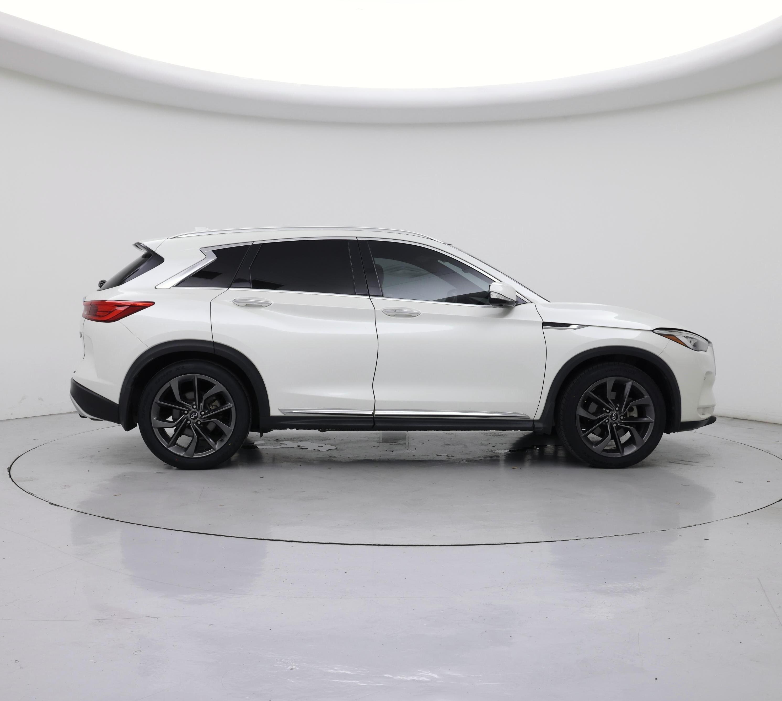 Thumbnail: 2019 INFINITI QX50 - 7