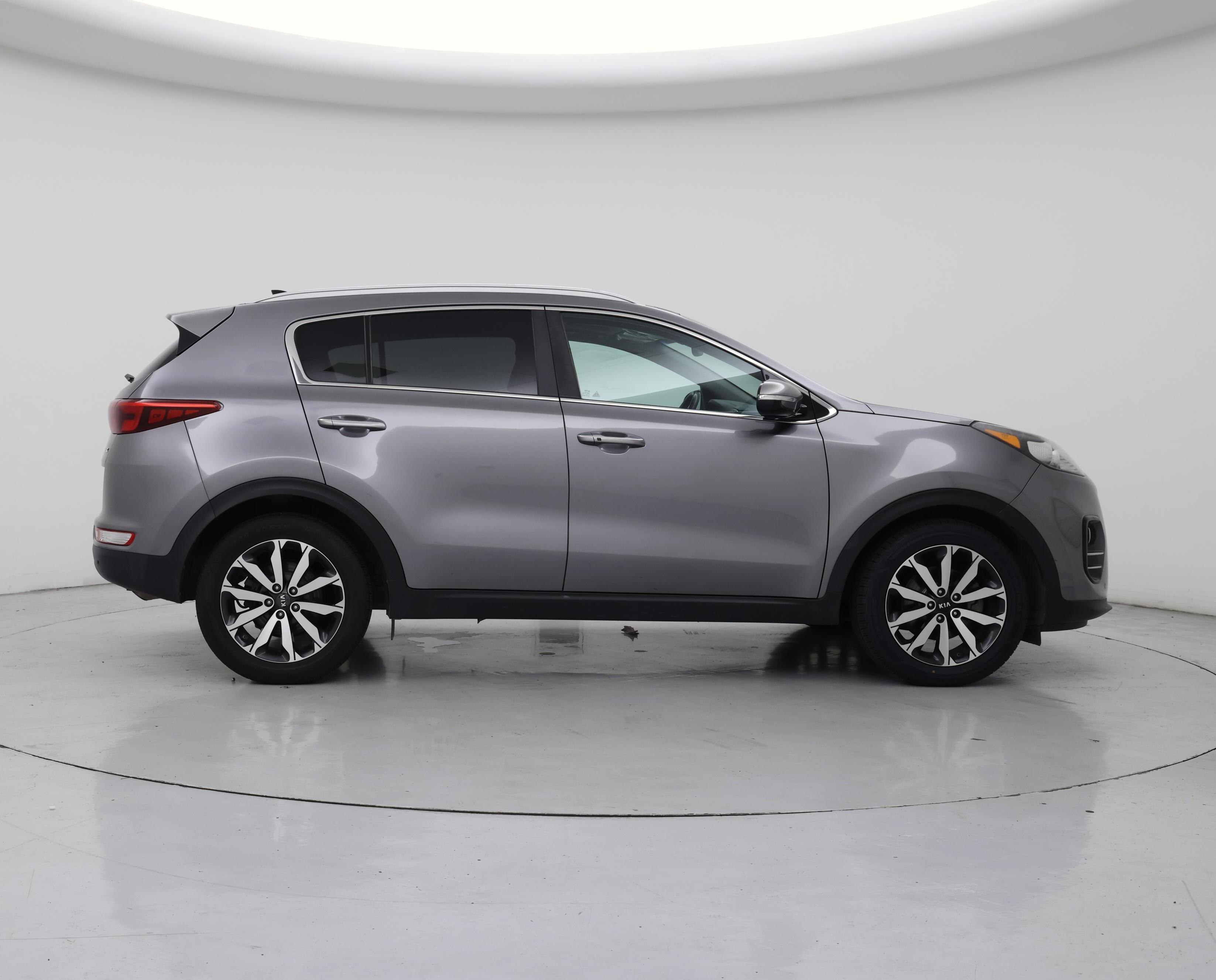 Thumbnail: 2017 Kia Sportage - 7