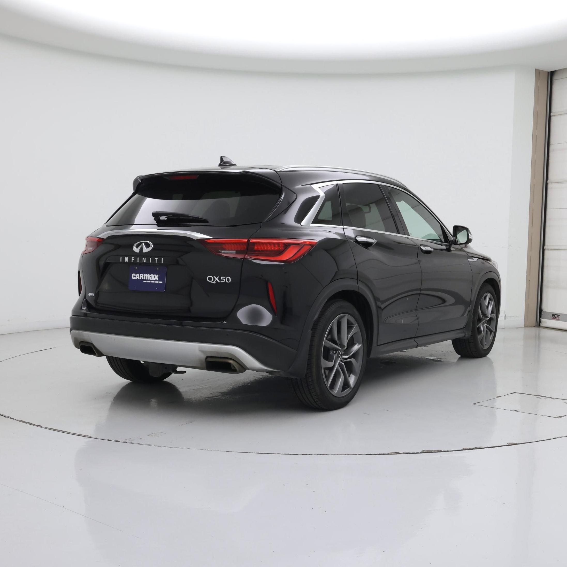 Thumbnail: 2021 INFINITI QX50 - 8