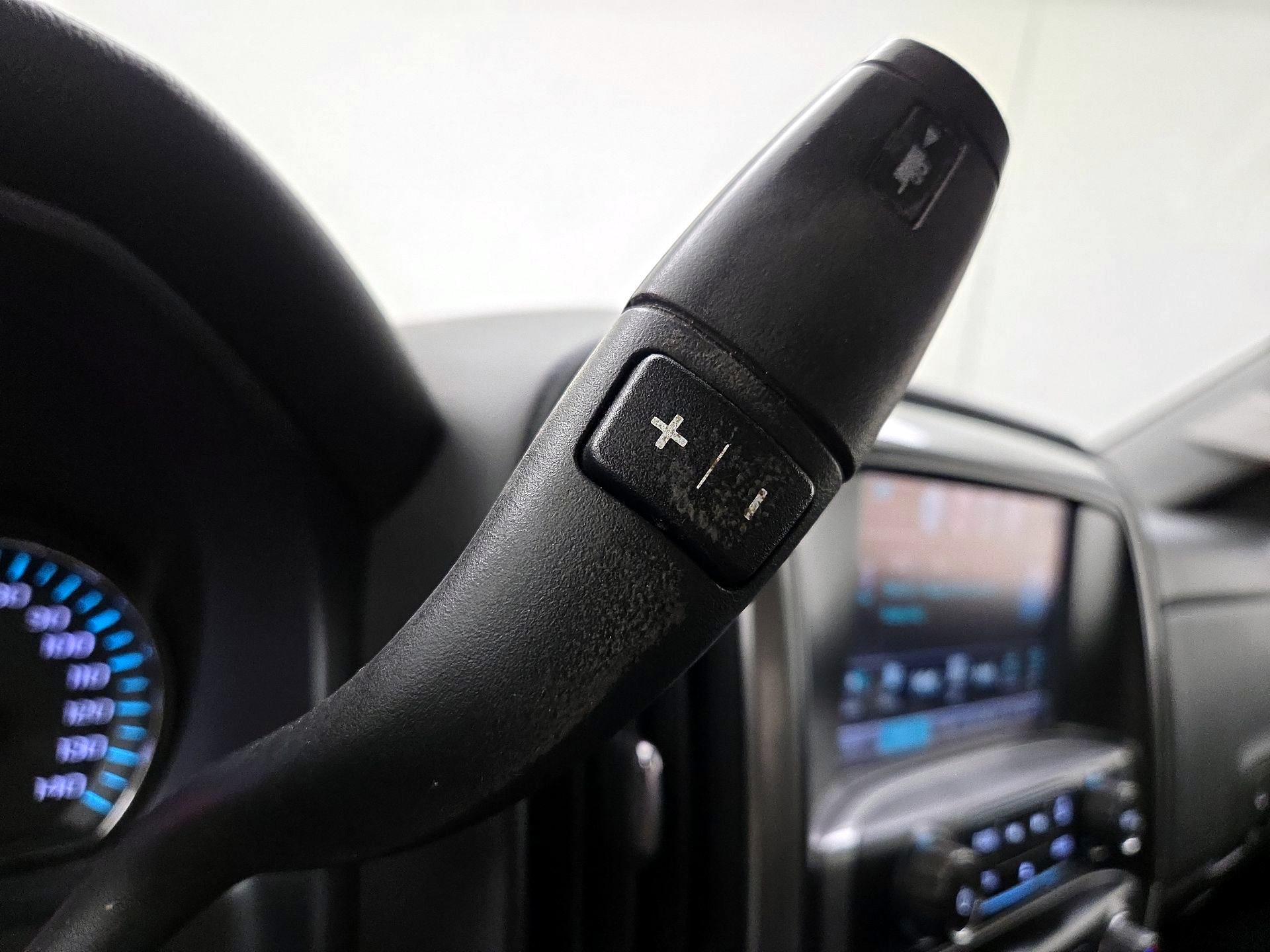 Thumbnail: 2016 Chevrolet Silverado 1500 - 17