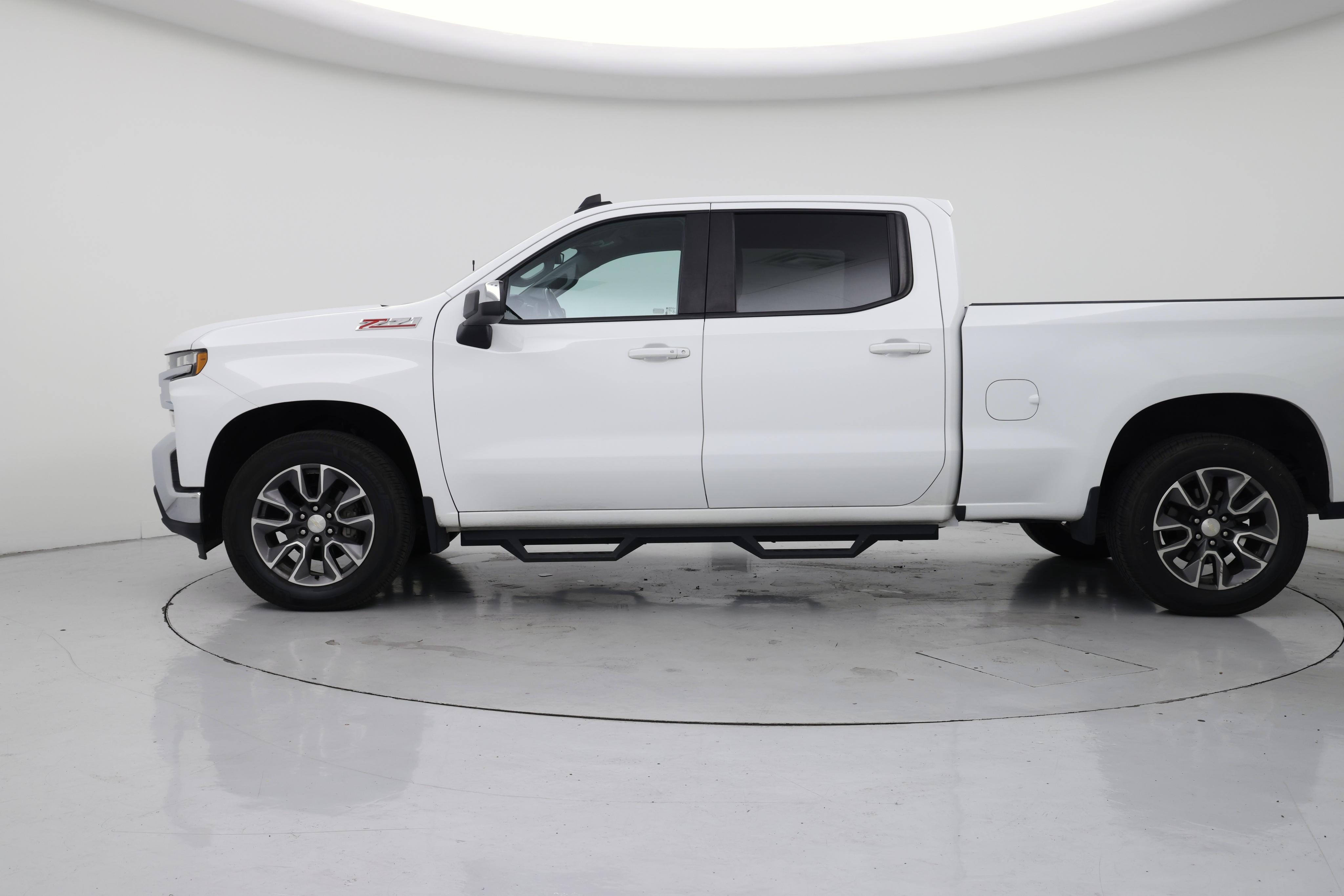 Thumbnail: 2021 Chevrolet Silverado 1500 - 3