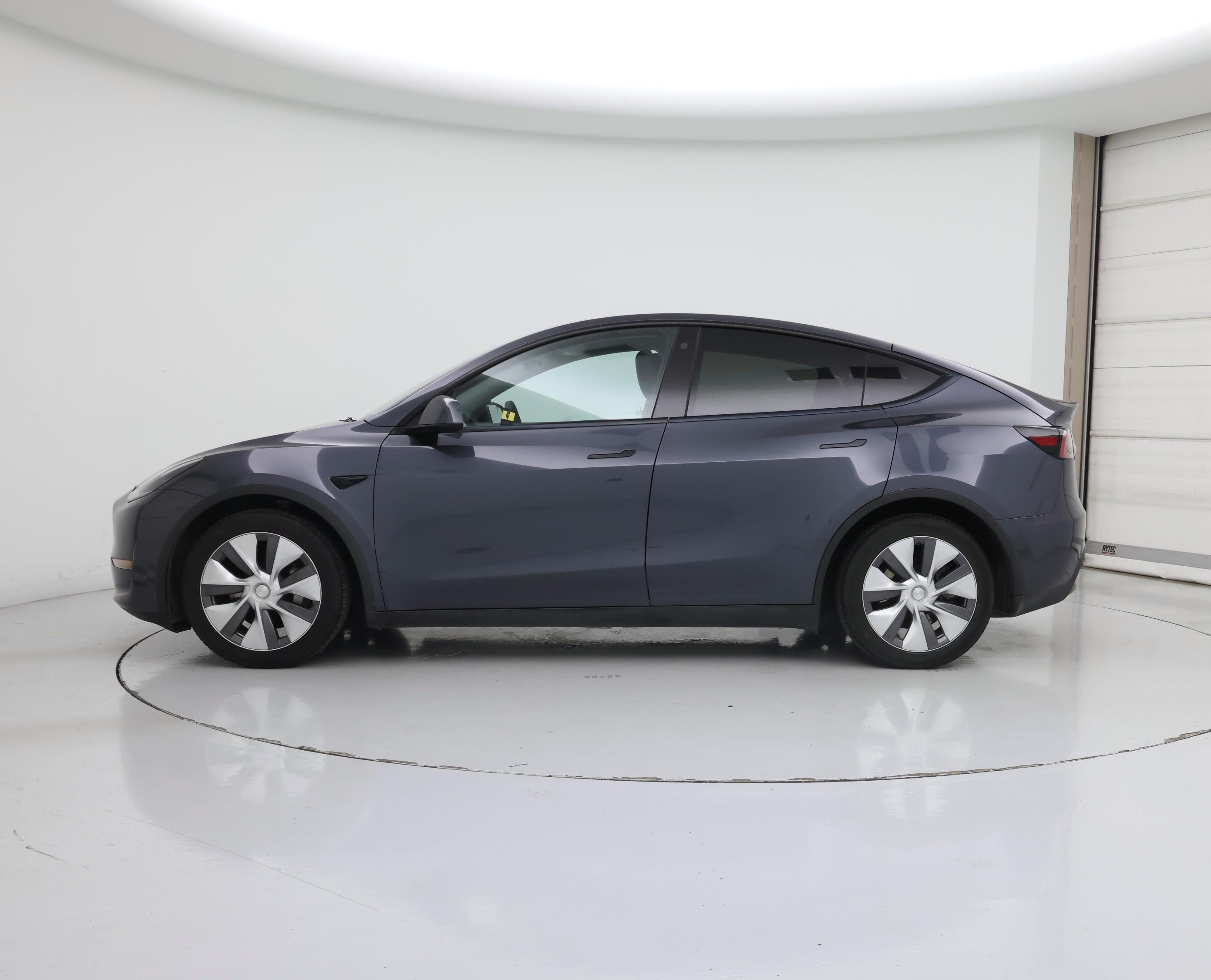 Thumbnail: 2023 Tesla Model Y - 3