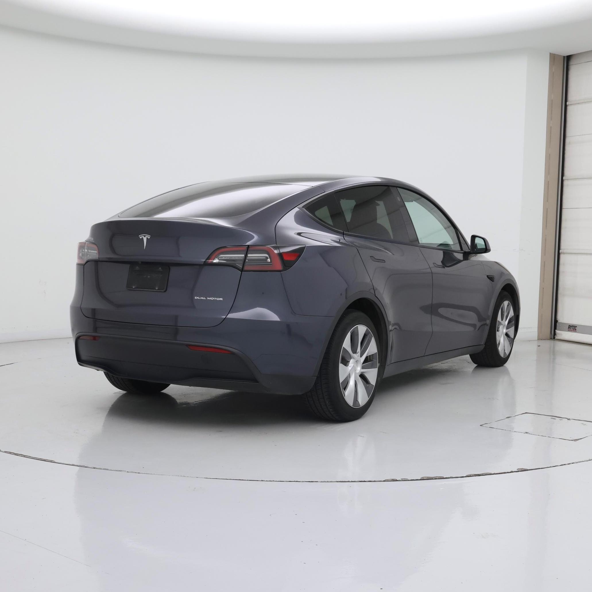 Thumbnail: 2023 Tesla Model Y - 8