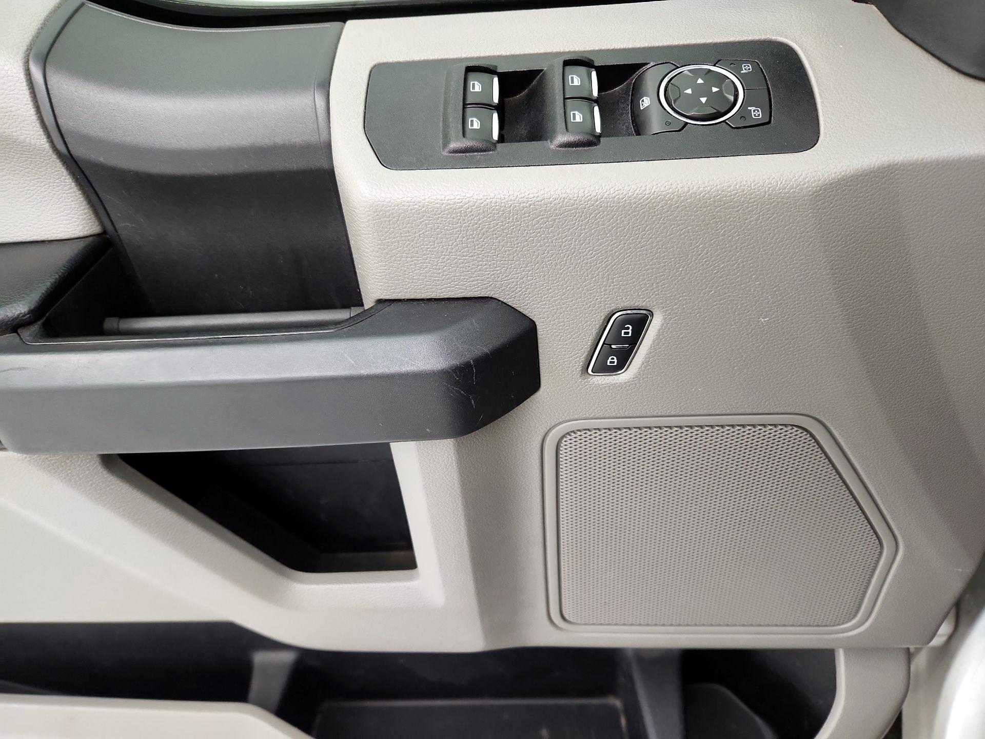 Thumbnail: 2019 Ford F-150 - 12