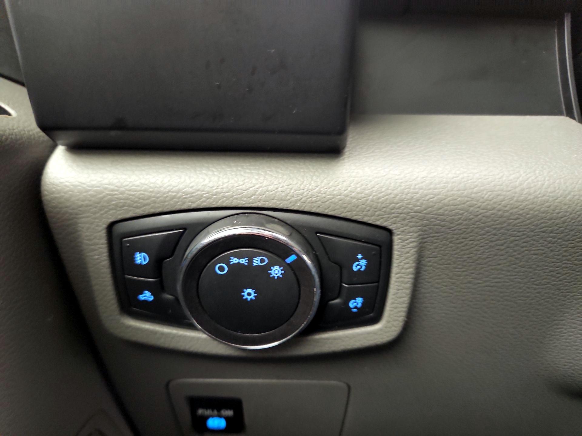 Thumbnail: 2019 Ford F-150 - 13