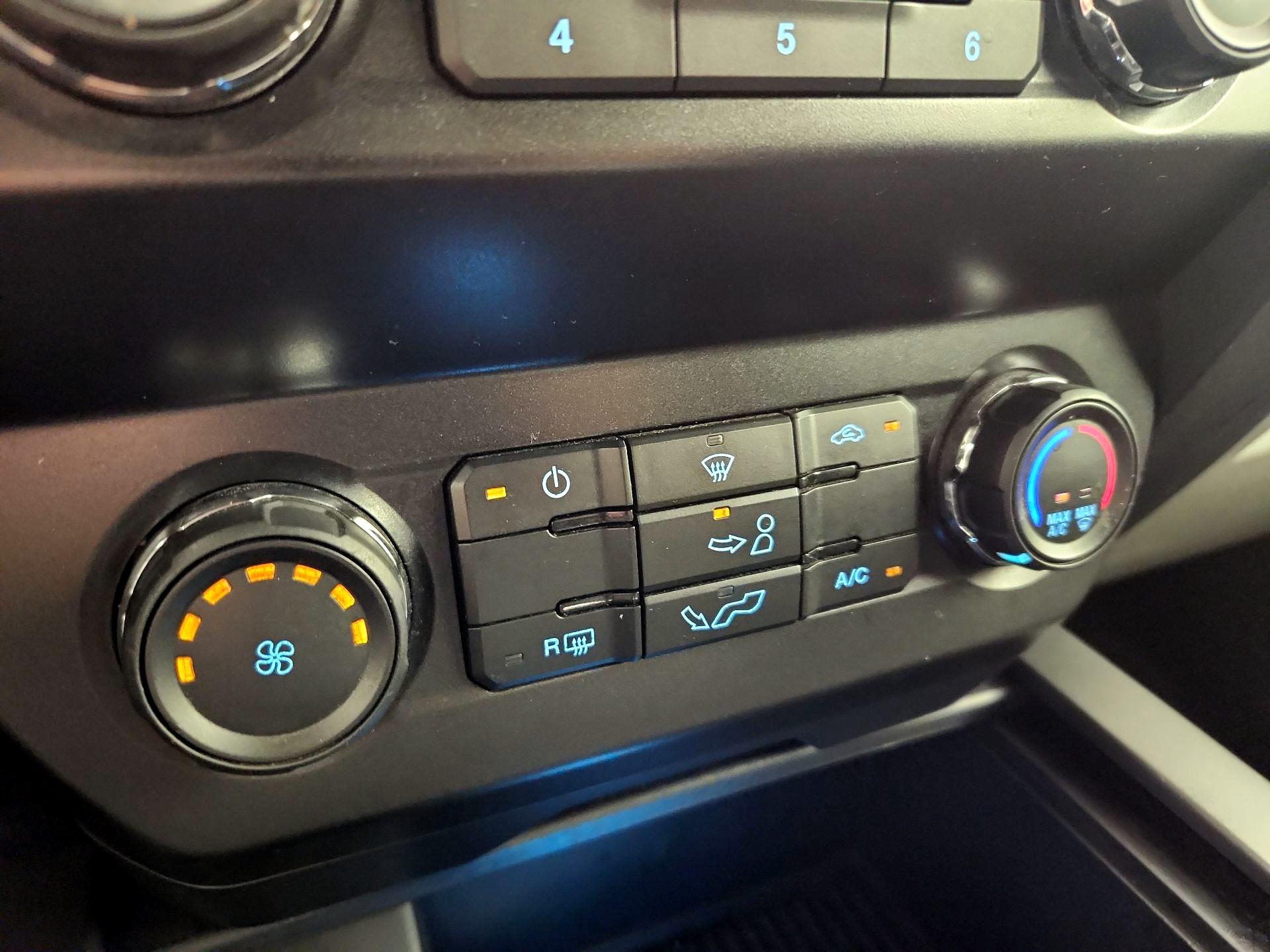 Thumbnail: 2019 Ford F-150 - 16