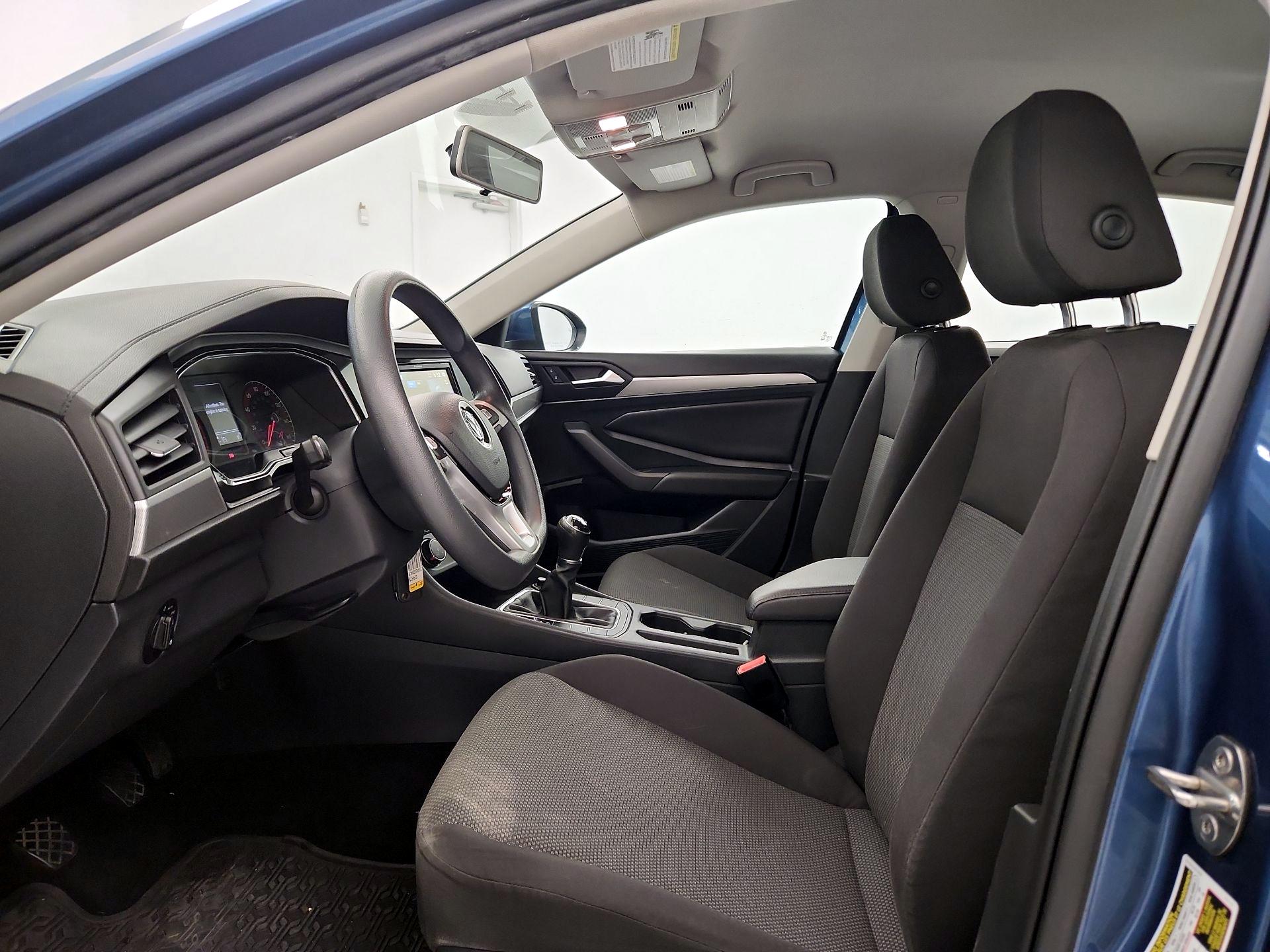 Thumbnail: 2019 Volkswagen Jetta - 11