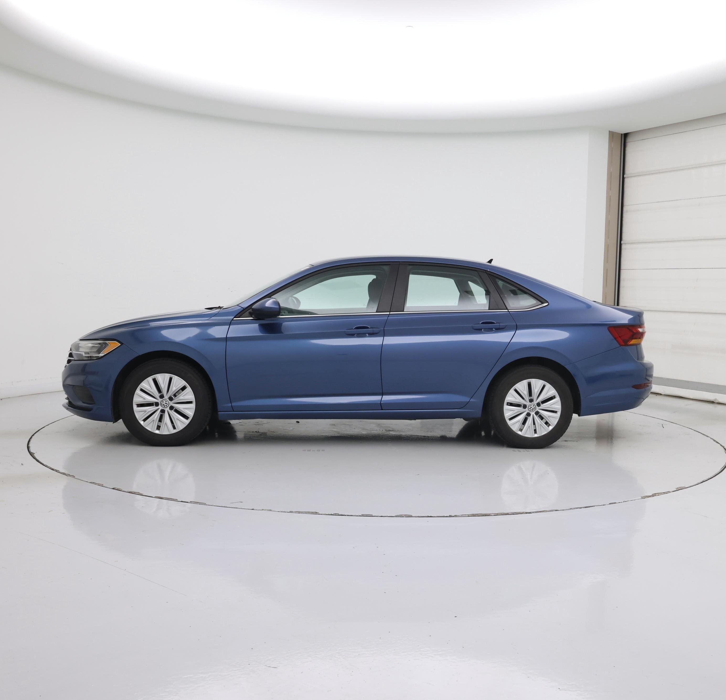 Thumbnail: 2019 Volkswagen Jetta - 3