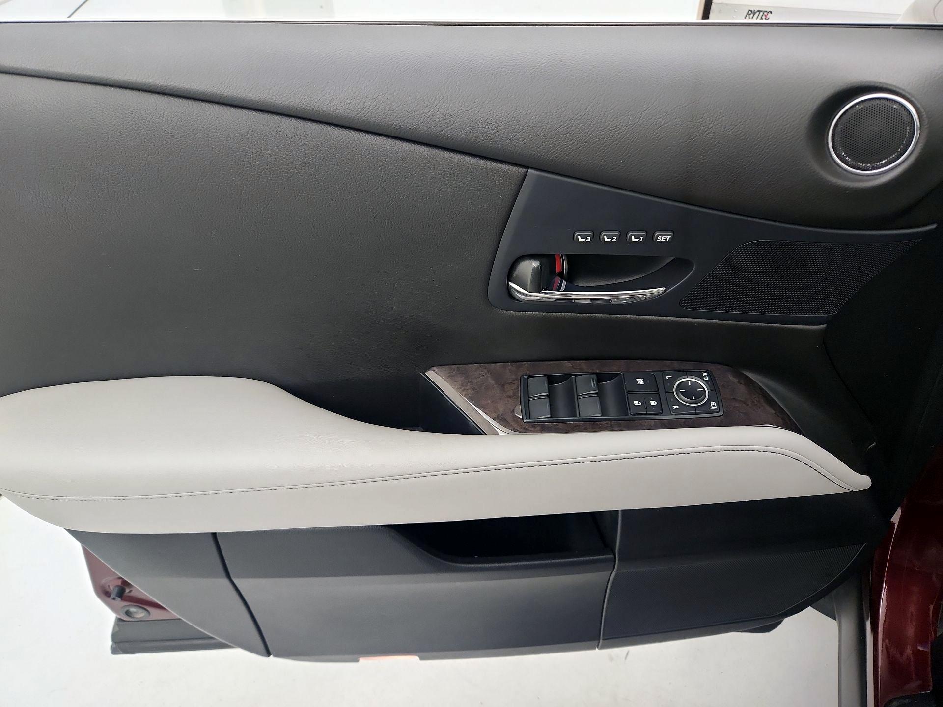 Thumbnail: 2015 Lexus RX - 12