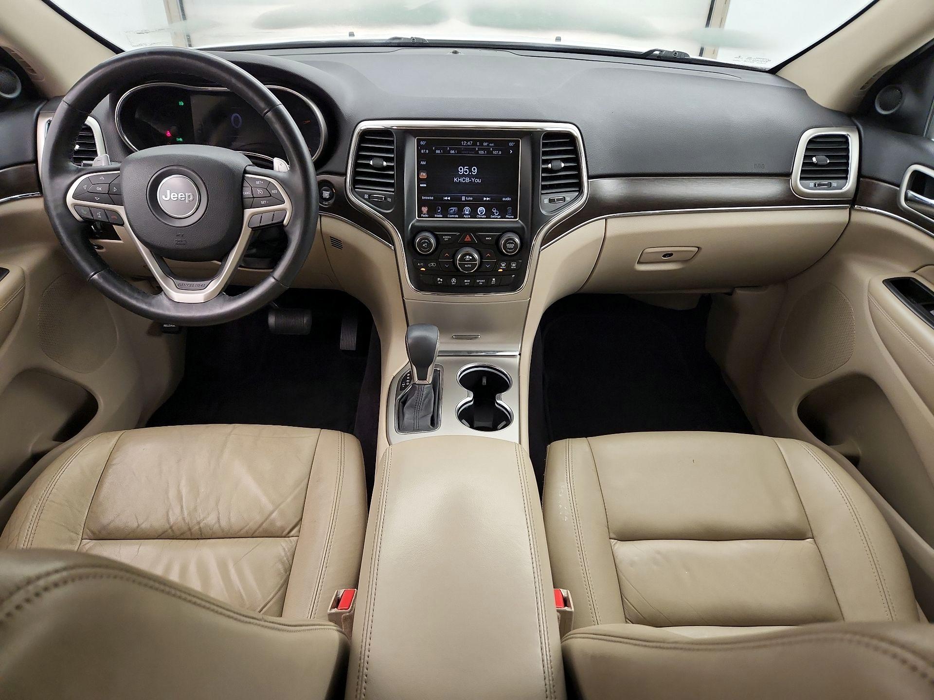 Thumbnail: 2017 Jeep Grand Cherokee - 9