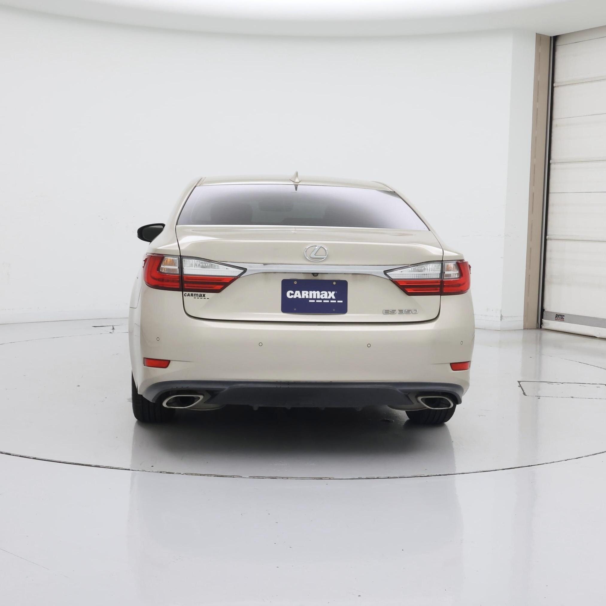 Thumbnail: 2016 Lexus ES - 6