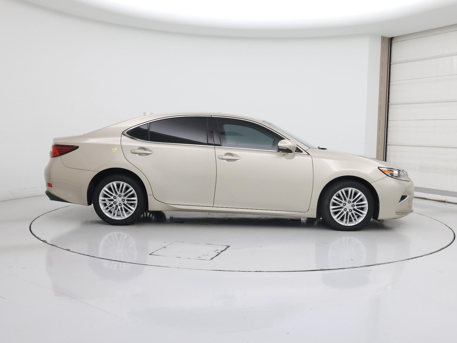 2016 Lexus ES 350 - Photo 8