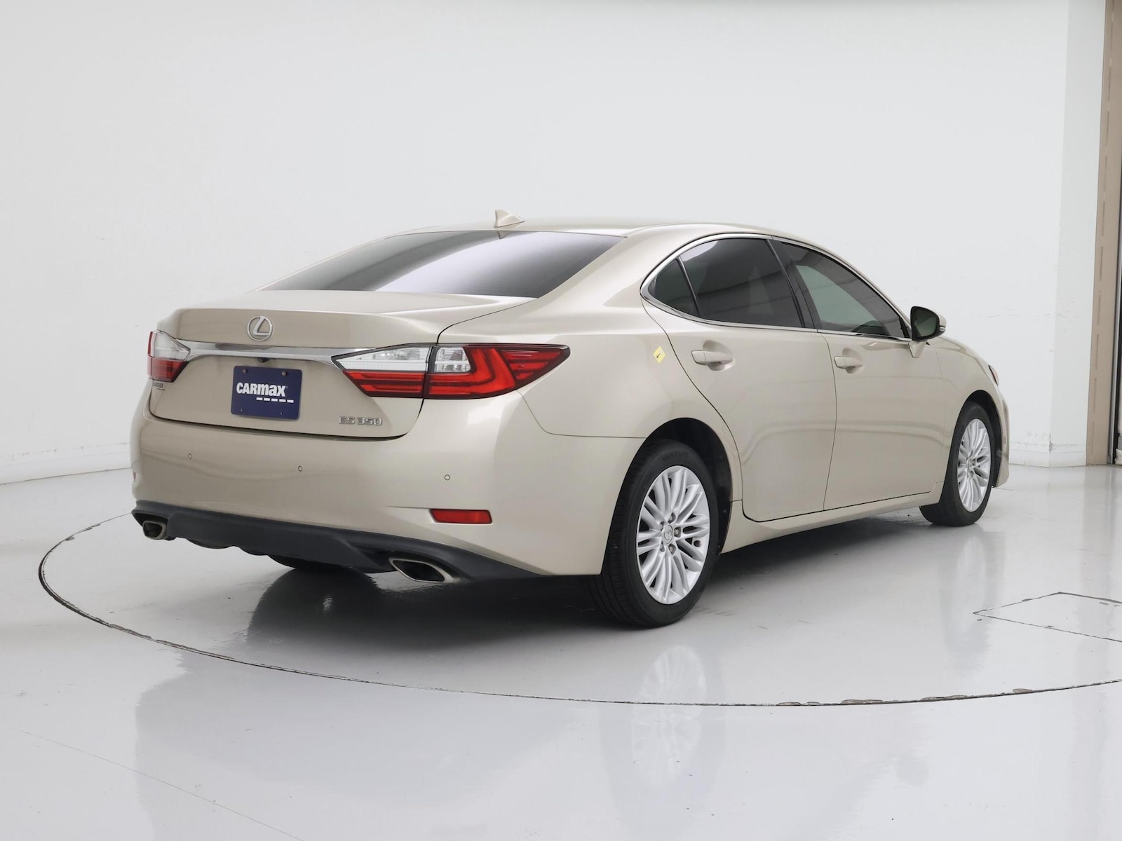 2016 Lexus ES 350 - Photo 9